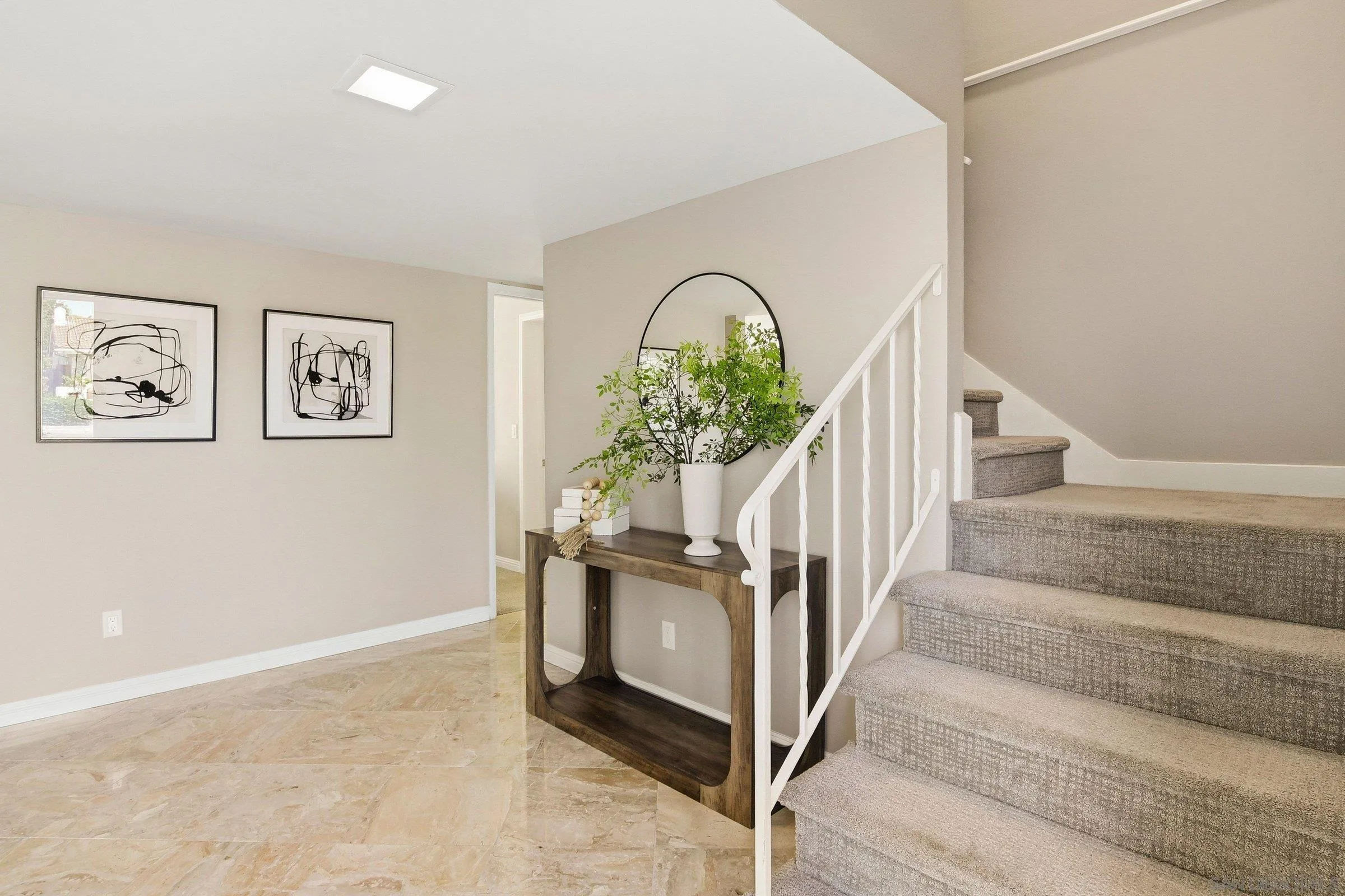 https://cdn.realtyfeed.com/cdn/127/260014675/9cf7f86c2e7b5feb5bc2e4b35e1f799c.webp