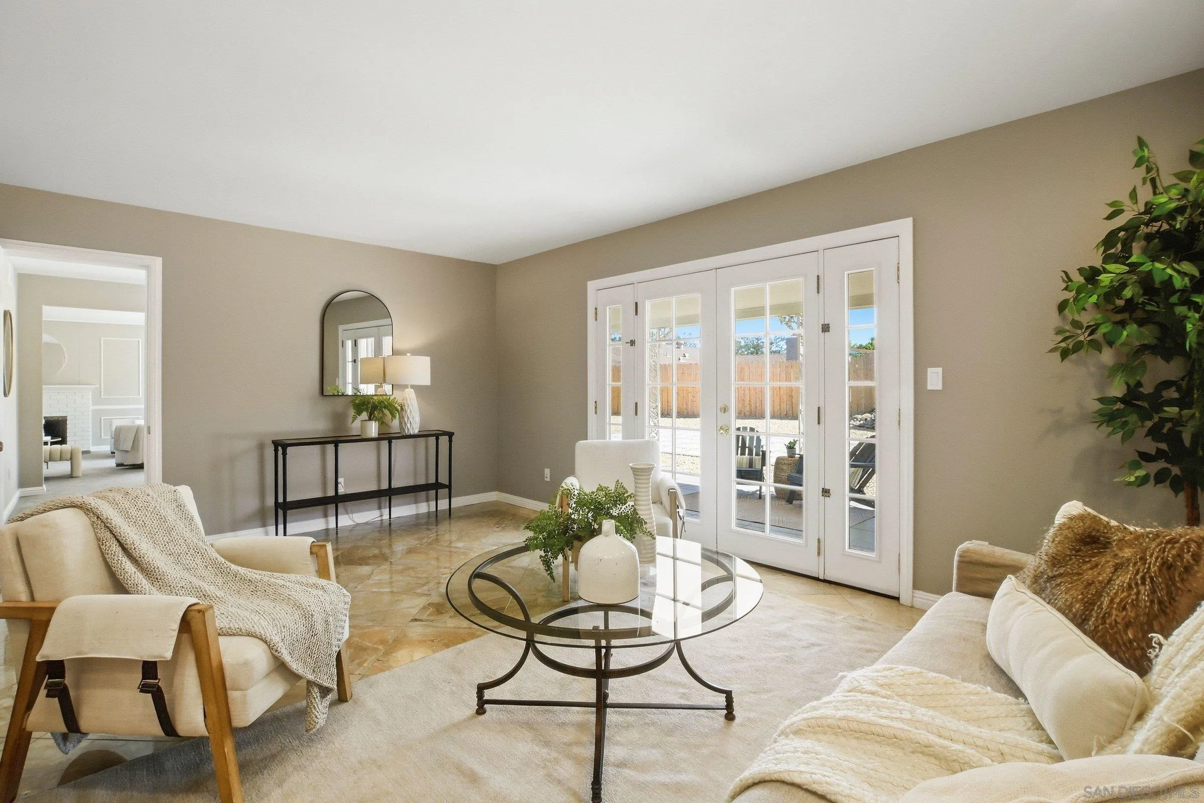 https://cdn.realtyfeed.com/cdn/127/260014675/bf80bd1a9c99e088d2468303473ec4a3.webp