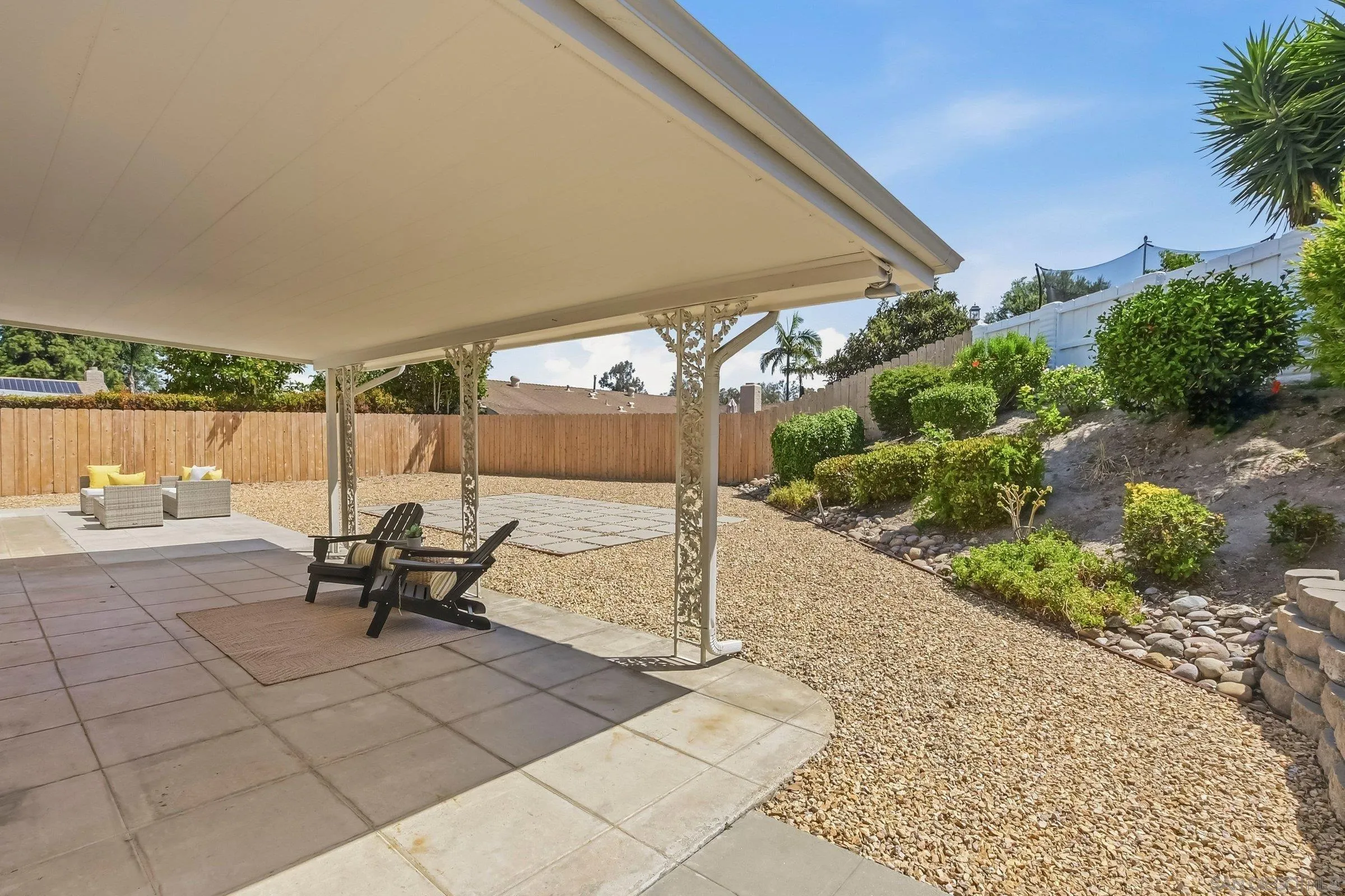 https://cdn.realtyfeed.com/cdn/127/260014675/ecec20adefbd1ba3802897e1e42d3a56.webp