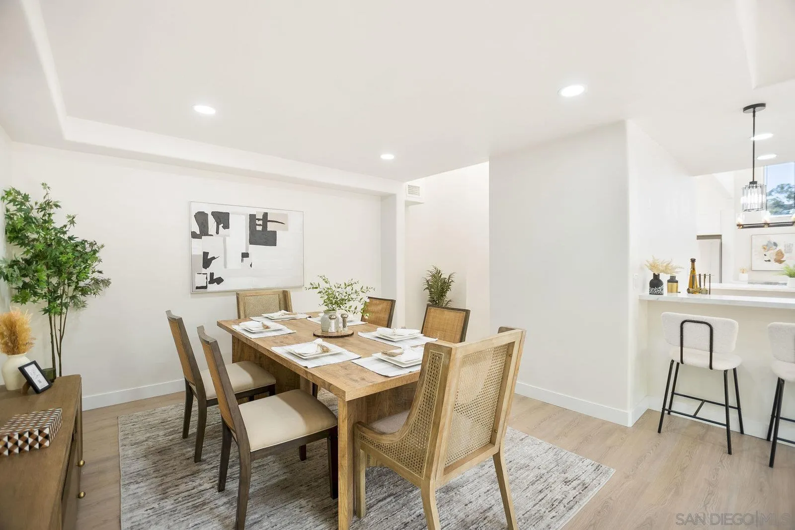 https://cdn.realtyfeed.com/cdn/127/260014679/3a4bbc952931a5041088bff653de8175.webp