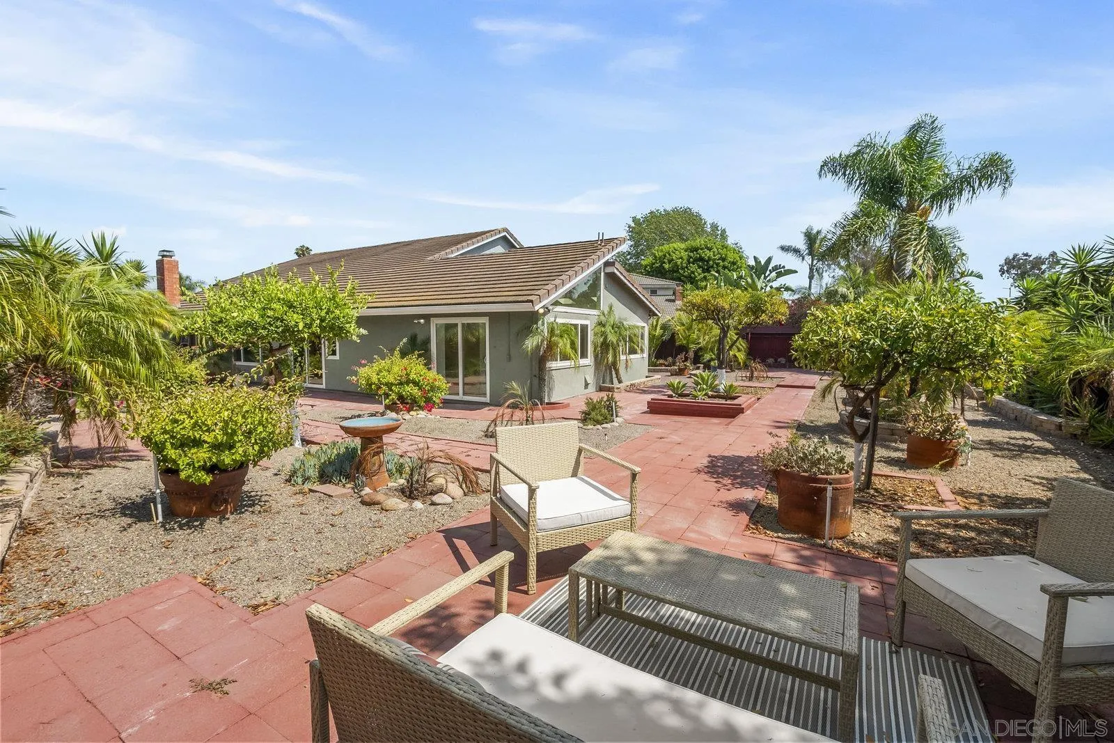 https://cdn.realtyfeed.com/cdn/127/260014679/77816cbaa3e06784ca3267d905a8f918.webp