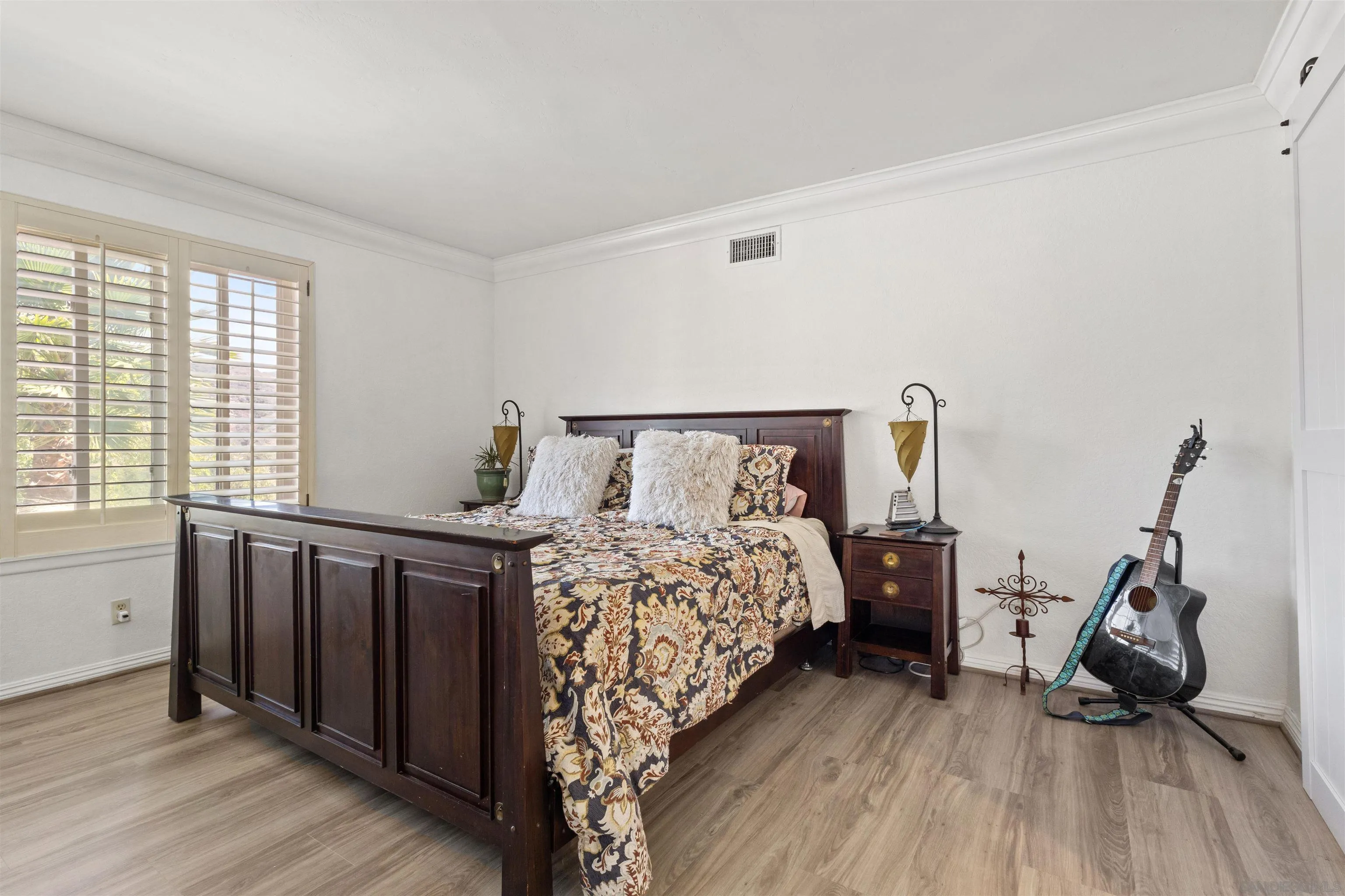https://cdn.realtyfeed.com/cdn/127/260014680/f548c49be10bfb43ae572b684e7b58b8.webp