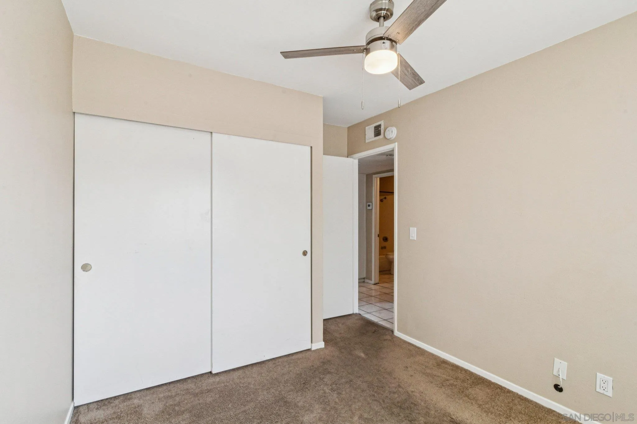 Photo #12: 260014681 Listing: Photo #12