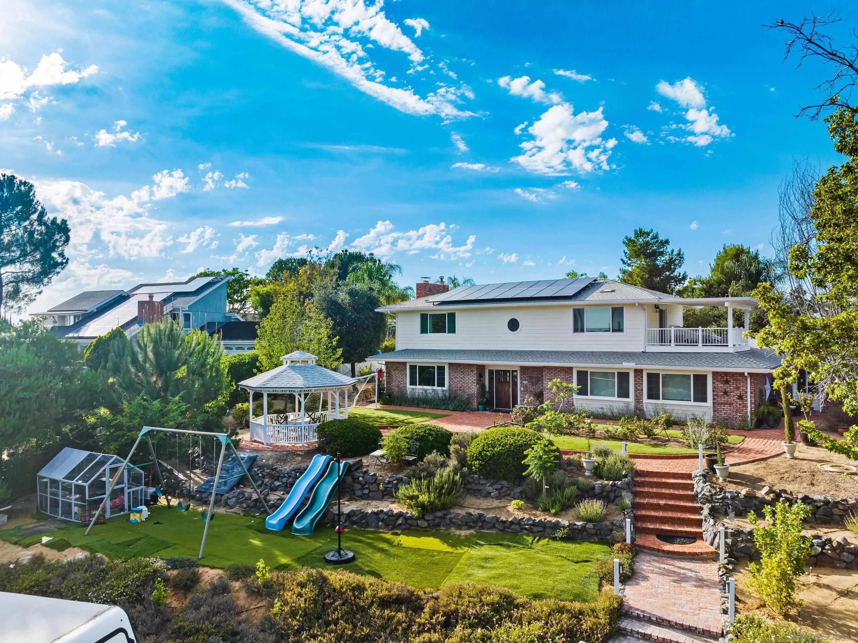 https://cdn.realtyfeed.com/cdn/127/260014682/04ff48de750e7aee3b0ac22c432596b0.webp