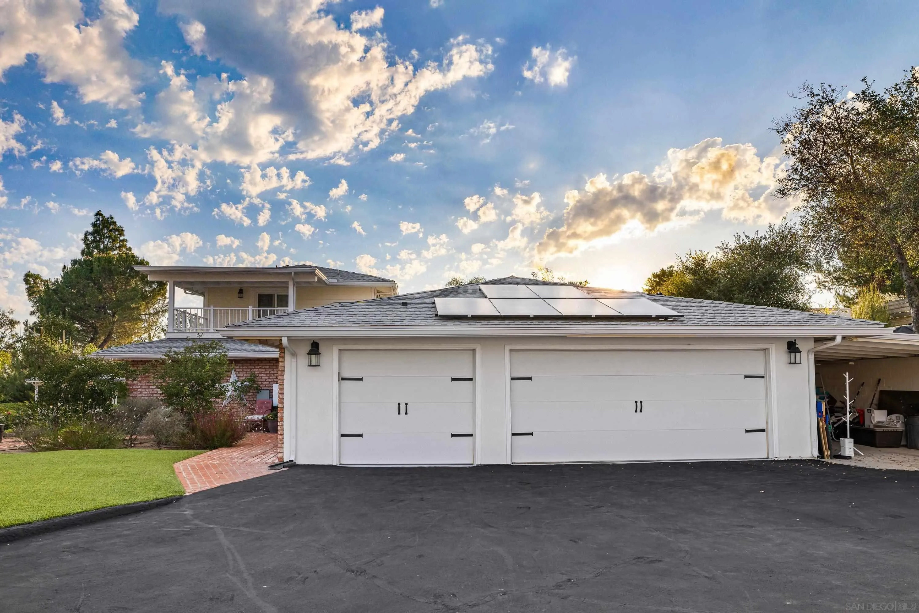 https://cdn.realtyfeed.com/cdn/127/260014682/398f01cb495852aa80f3458acd11e0d6.webp