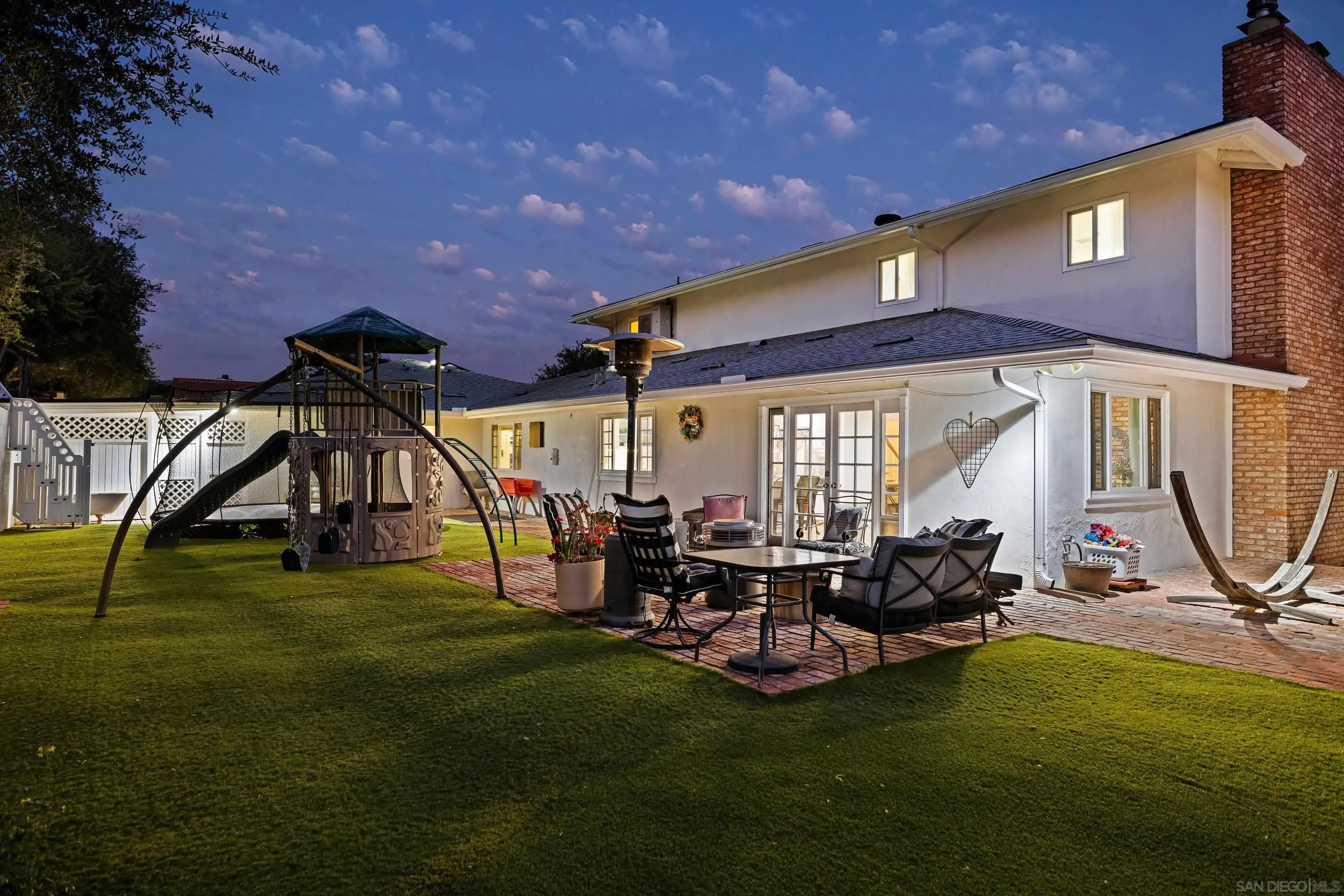 https://cdn.realtyfeed.com/cdn/127/260014682/6ffbd74e941de7c6720633d1fb02bbe9.webp