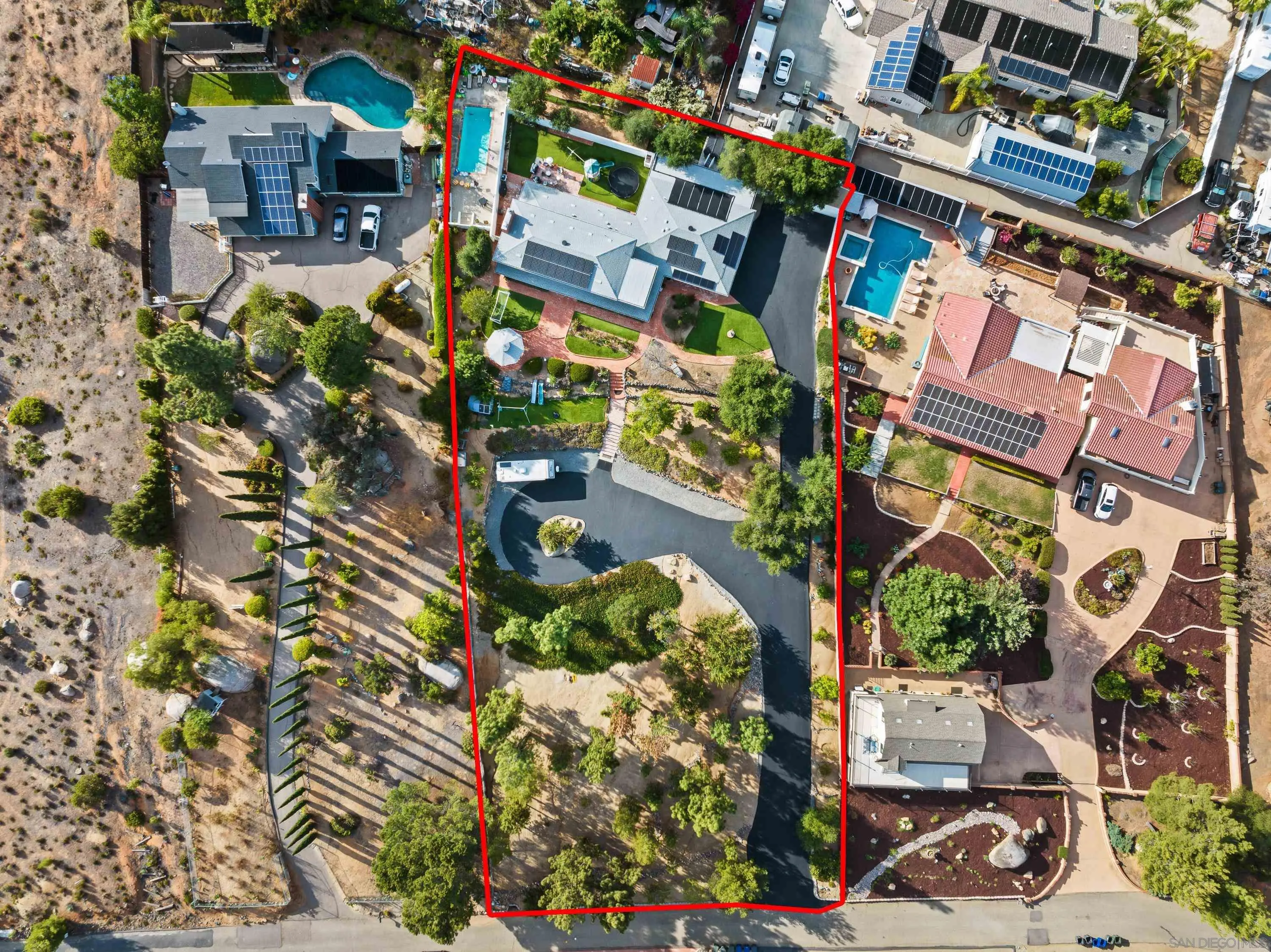 https://cdn.realtyfeed.com/cdn/127/260014682/8ecc7a09ecc25266067b2cc072b1dfcf.webp