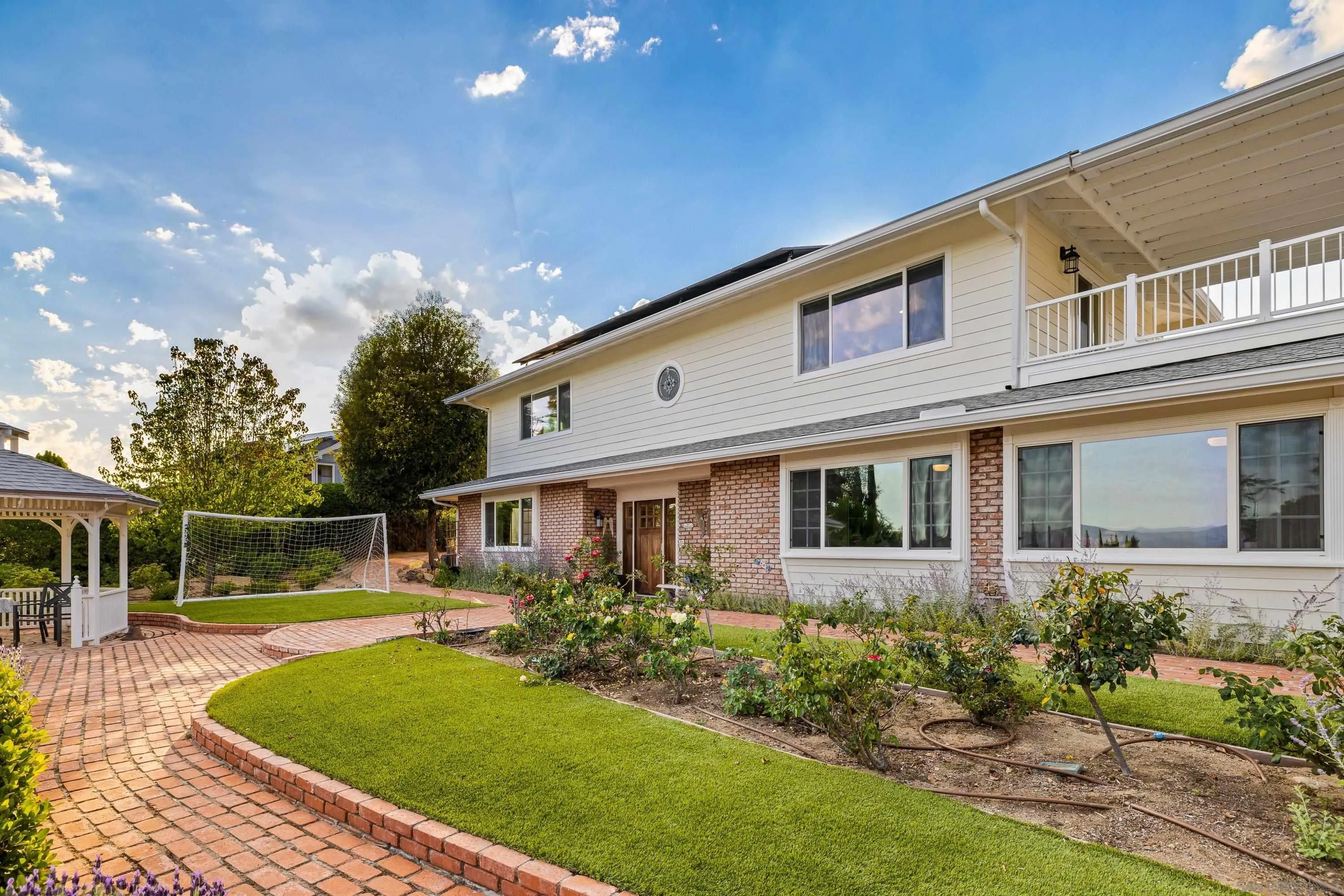 https://cdn.realtyfeed.com/cdn/127/260014682/904554aa927327be1798350bd6b5e2db.webp