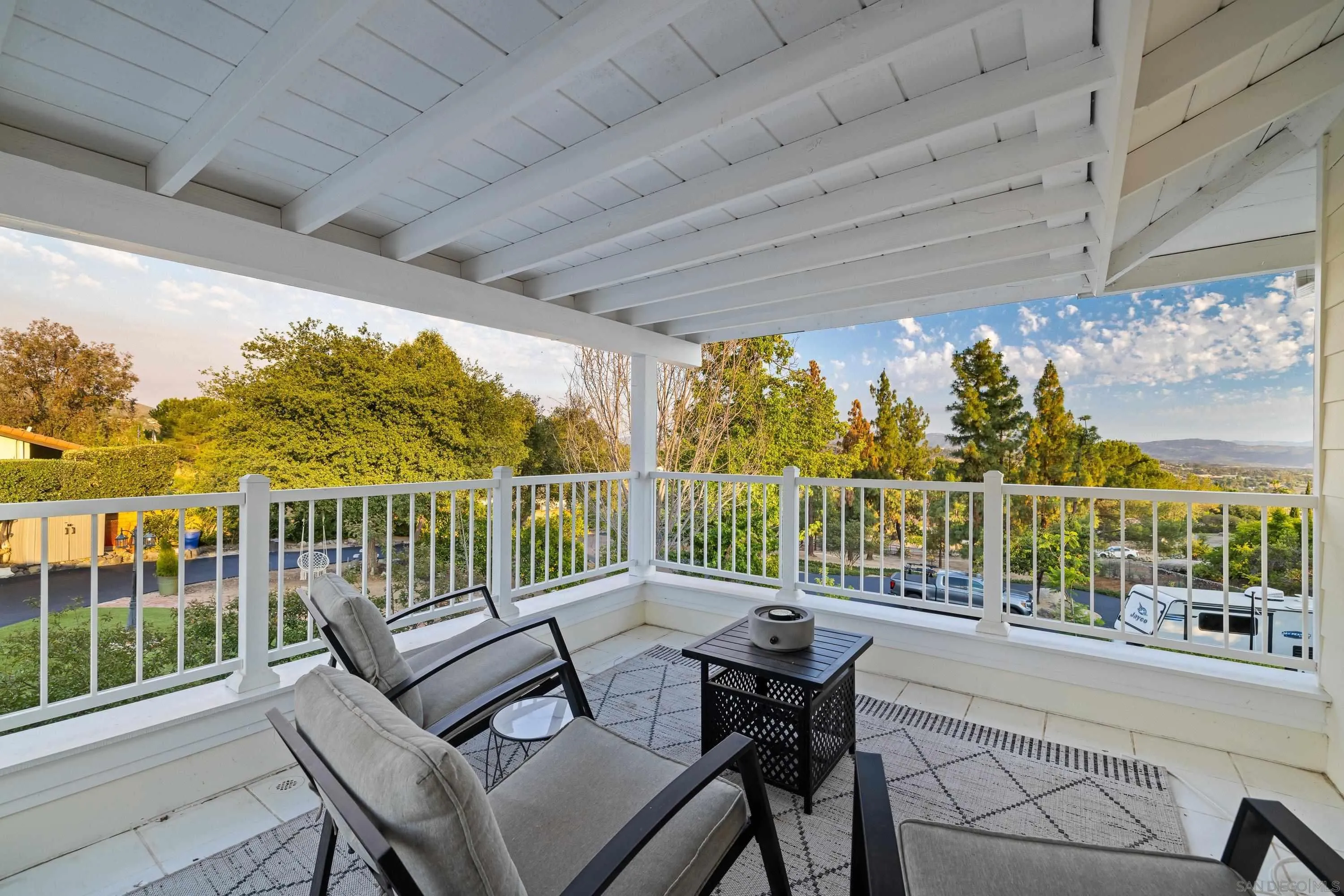 https://cdn.realtyfeed.com/cdn/127/260014682/cb752bfff8fea4082c24945ebf029e47.webp