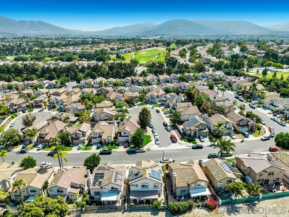 https://cdn.realtyfeed.com/cdn/127/260014683/5eaf344fc8471001a7bee7ff89d6a5e0.webp