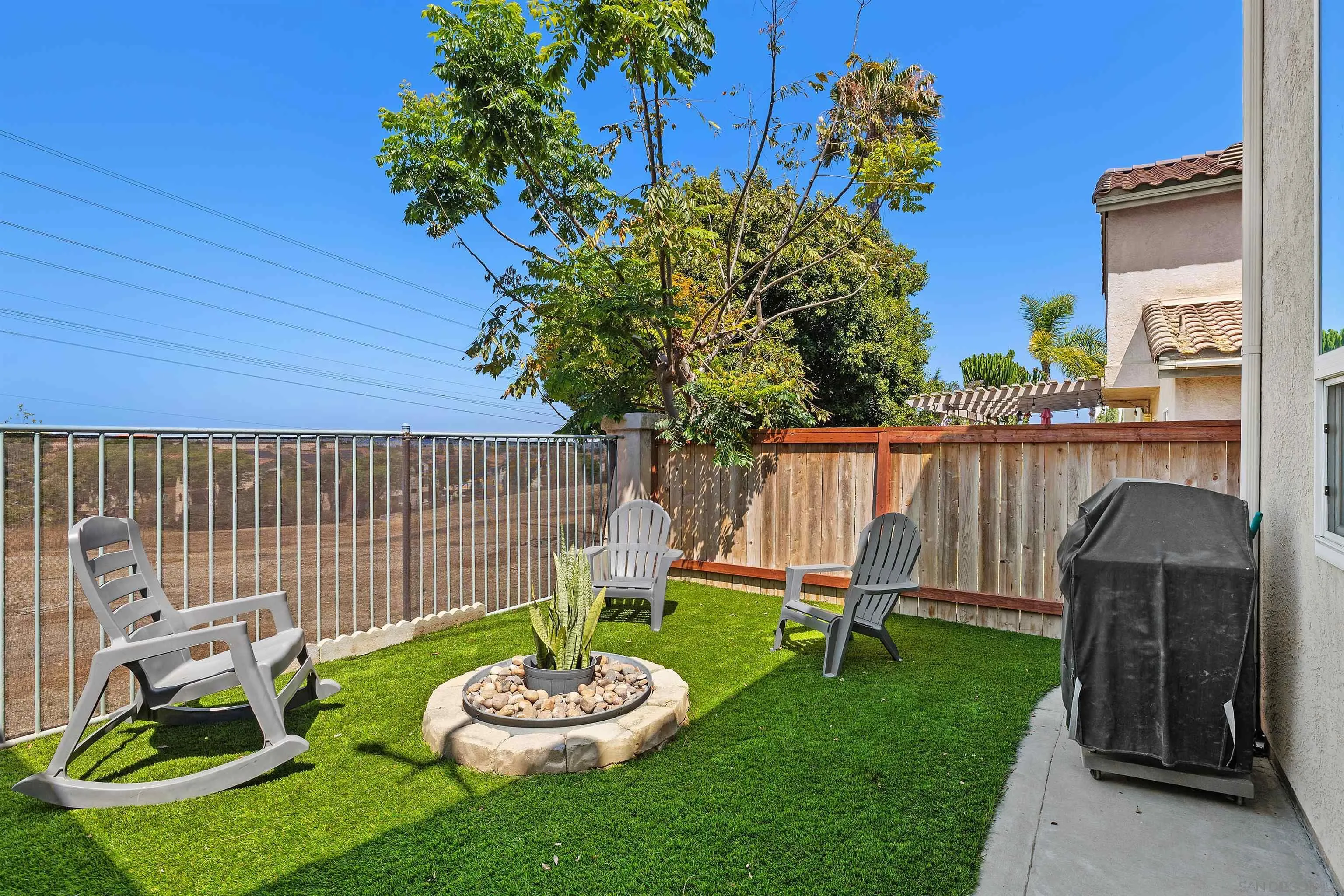 https://cdn.realtyfeed.com/cdn/127/260014683/6ed9e067a22922f45776cd2ddba0497b.webp