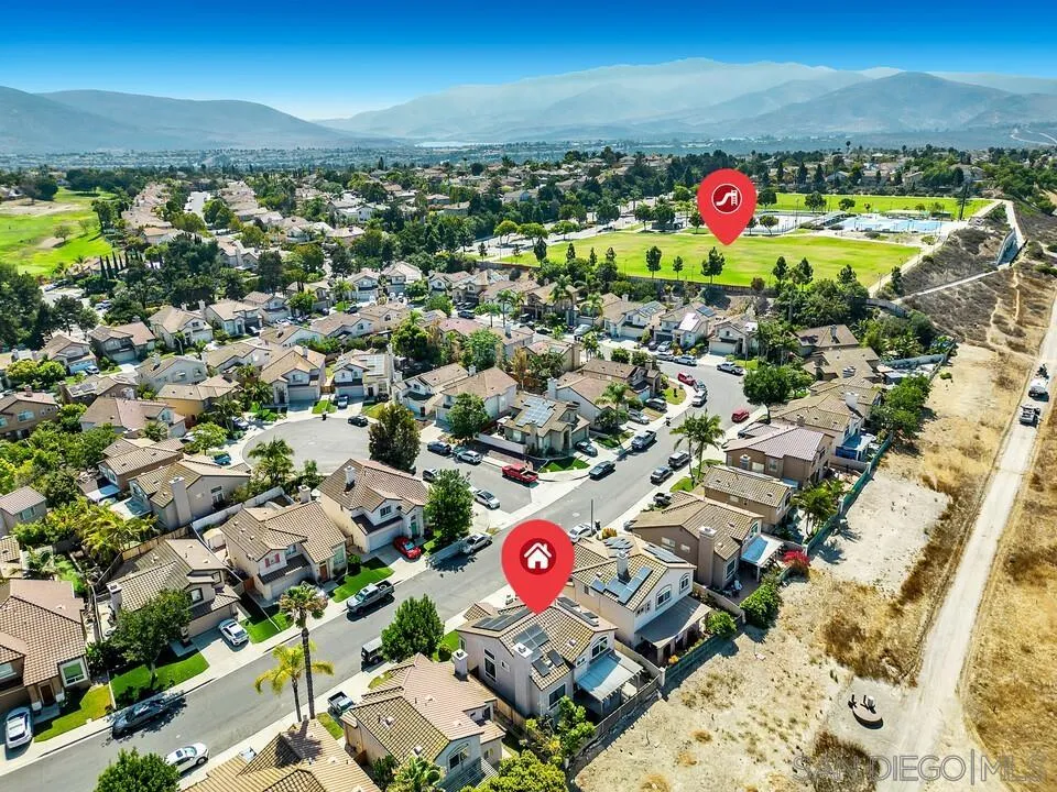 https://cdn.realtyfeed.com/cdn/127/260014683/ccf90643bcbacf0c6915be170cd748c9.webp