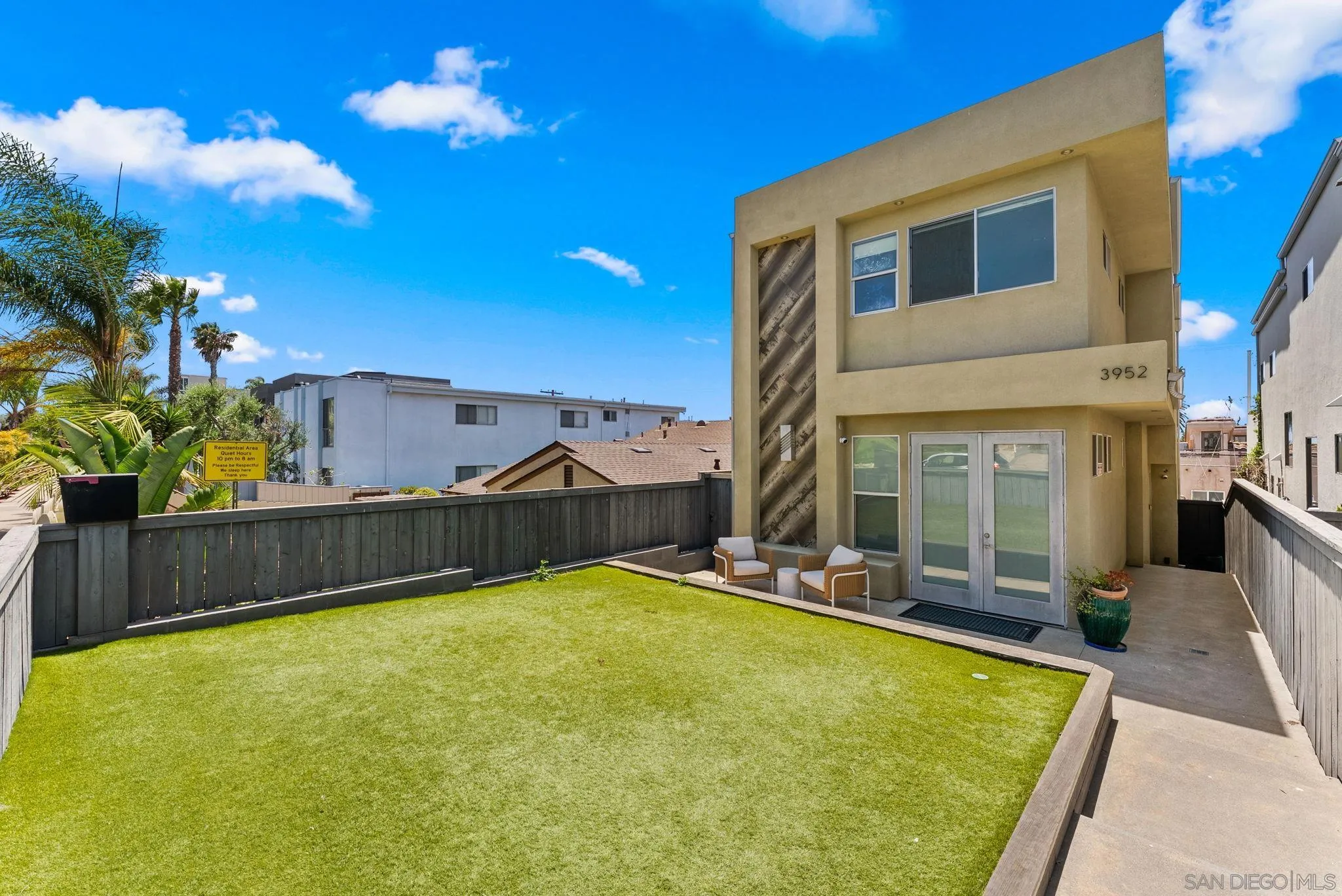 https://cdn.realtyfeed.com/cdn/127/260014687/55b1693976eb8b717f5a30b60400bc8c.webp