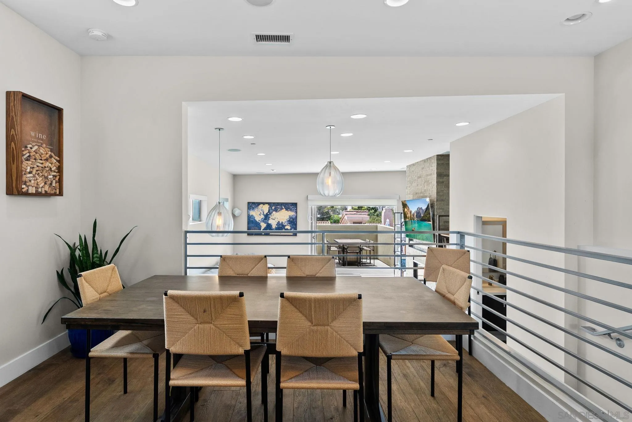 https://cdn.realtyfeed.com/cdn/127/260014687/5d3f69c2fd210d1aa1655df72058ae6b.webp