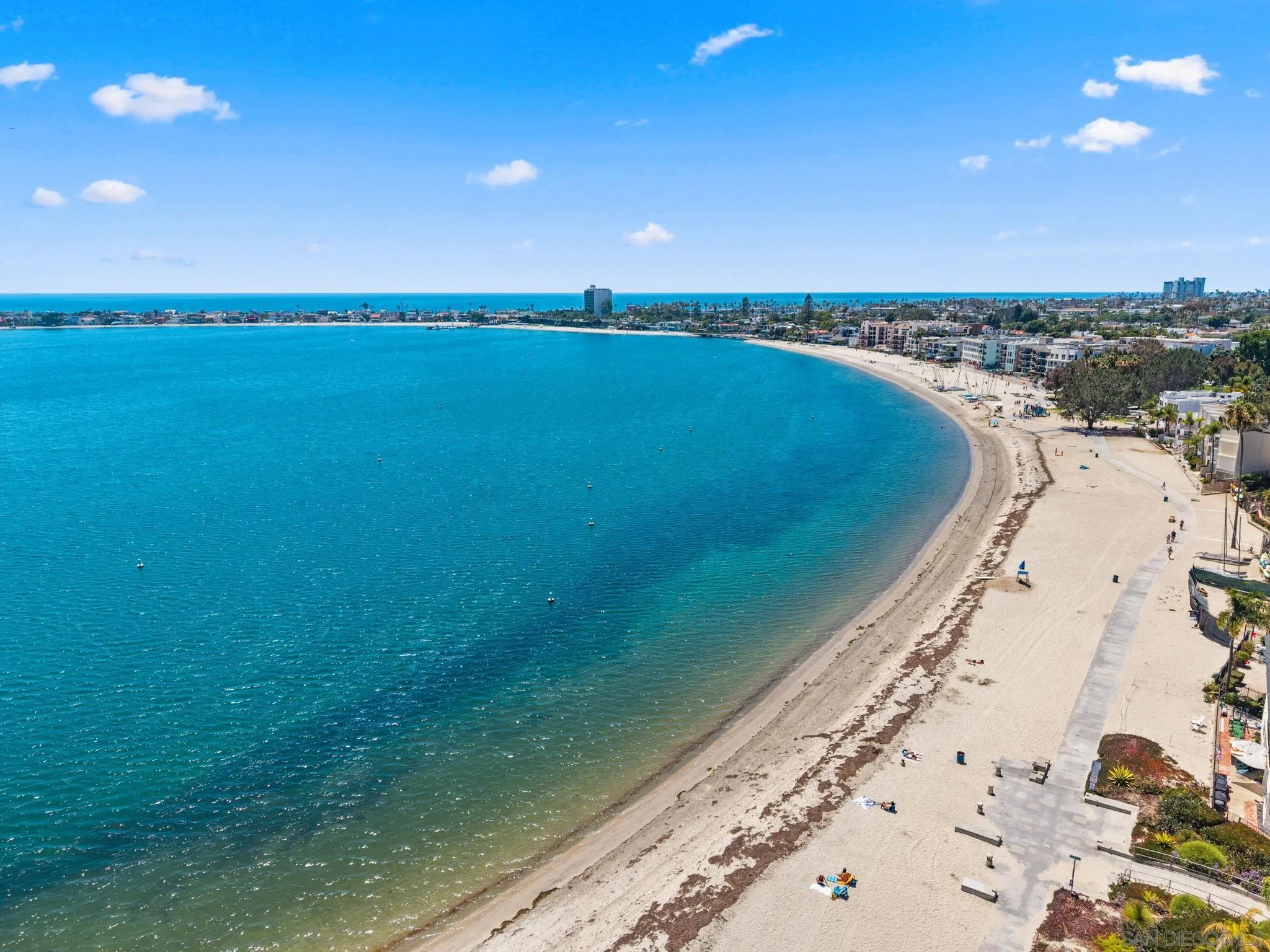 https://cdn.realtyfeed.com/cdn/127/260014687/6975c25cbc66fe12097ca64ea6395705.webp