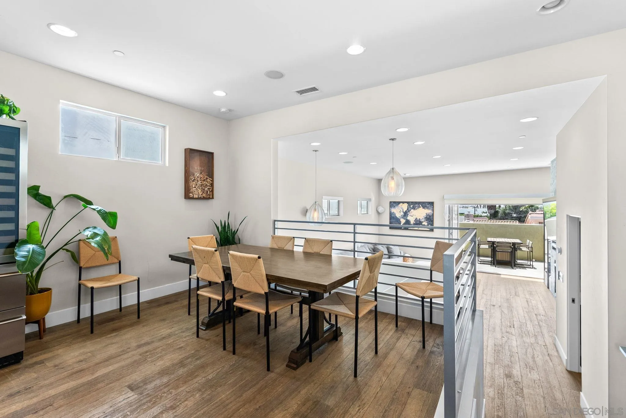 https://cdn.realtyfeed.com/cdn/127/260014687/6dad807d9f3fbb7e4f90298e0d28f2ca.webp