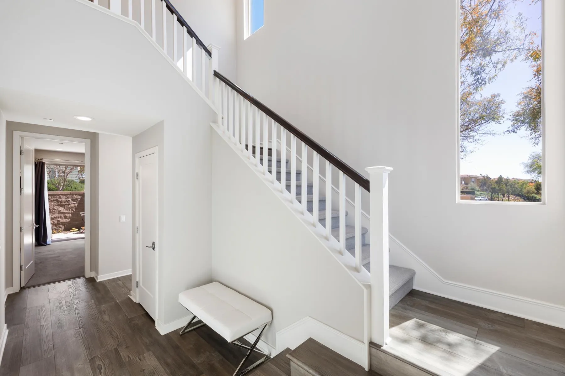 https://cdn.realtyfeed.com/cdn/127/260014688/e6ba01135e358770ce76775fbd9158f8.webp