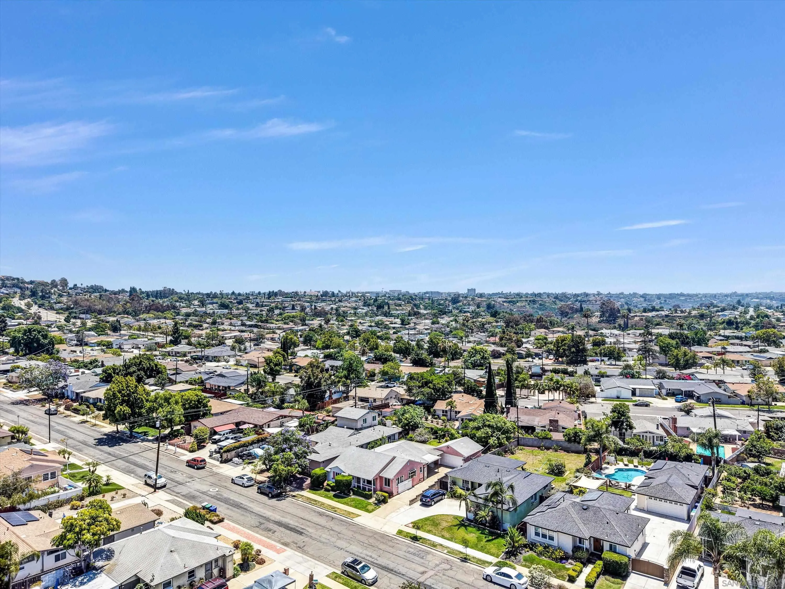 https://cdn.realtyfeed.com/cdn/127/260014690/77066a5f55b80a96345f072d77897768.webp