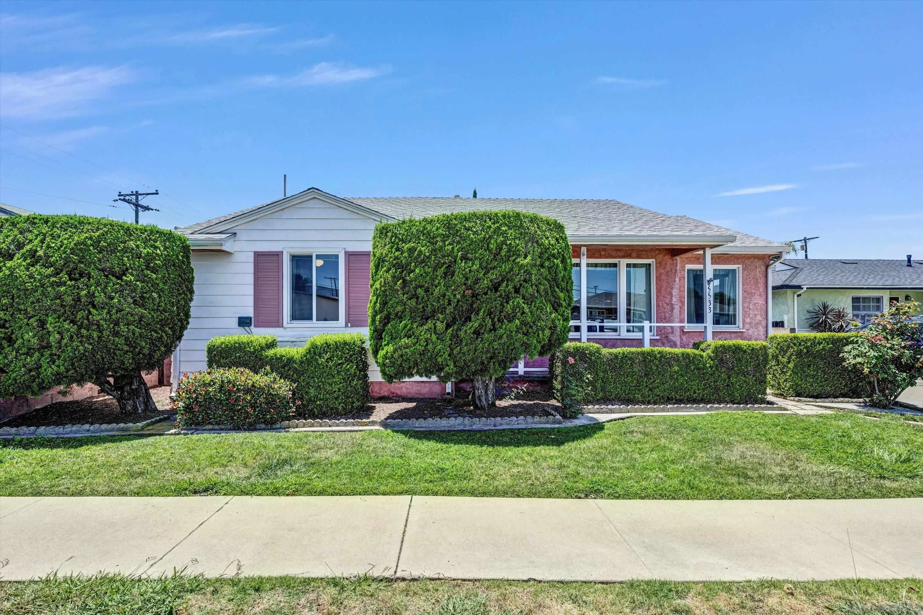https://cdn.realtyfeed.com/cdn/127/260014690/da49fd4e1b4737691b1a4d89aada705a.webp