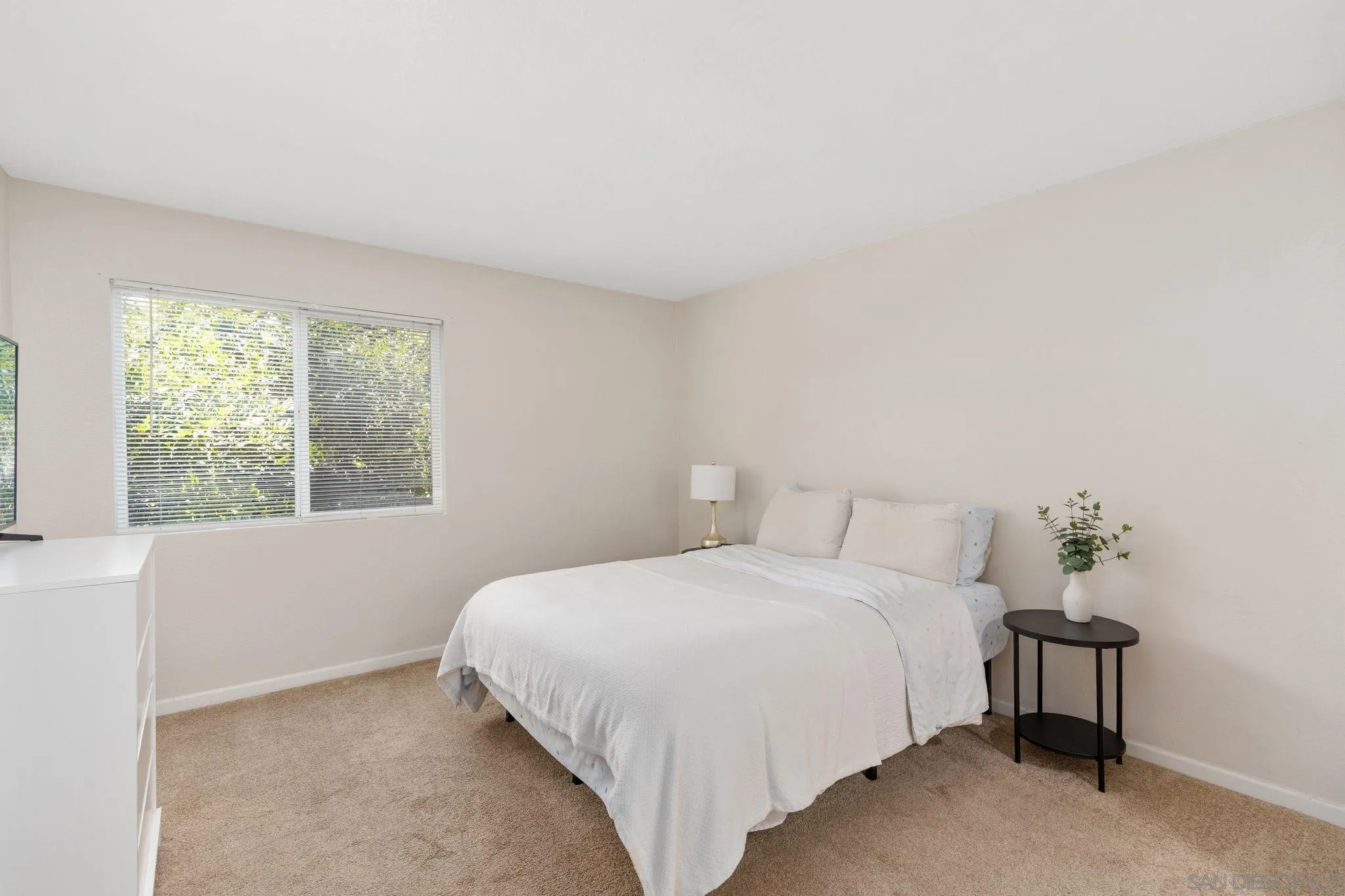https://cdn.realtyfeed.com/cdn/127/260014691/87cddd3a15414568c55e0ed157c7c0c7.webp