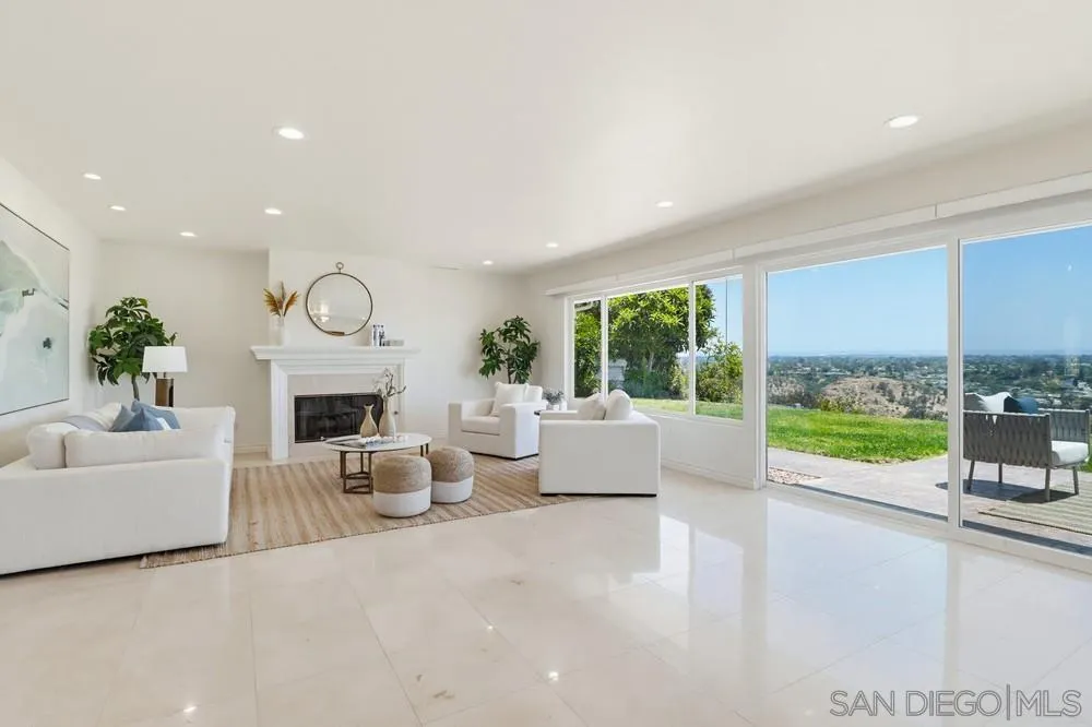 https://cdn.realtyfeed.com/cdn/127/260014694/01872db71a84bb4317ceee75ef331fb4.webp