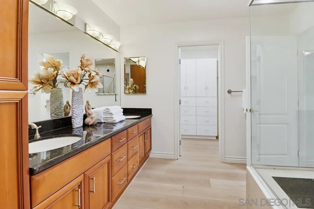 https://cdn.realtyfeed.com/cdn/127/260014694/45523857e534fb202d88fb836cacf67b.webp