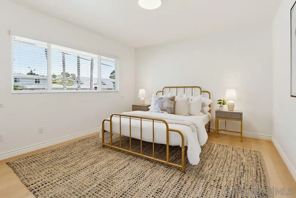 https://cdn.realtyfeed.com/cdn/127/260014694/8a2ec285fda3f97f2deda9539339fb43.webp