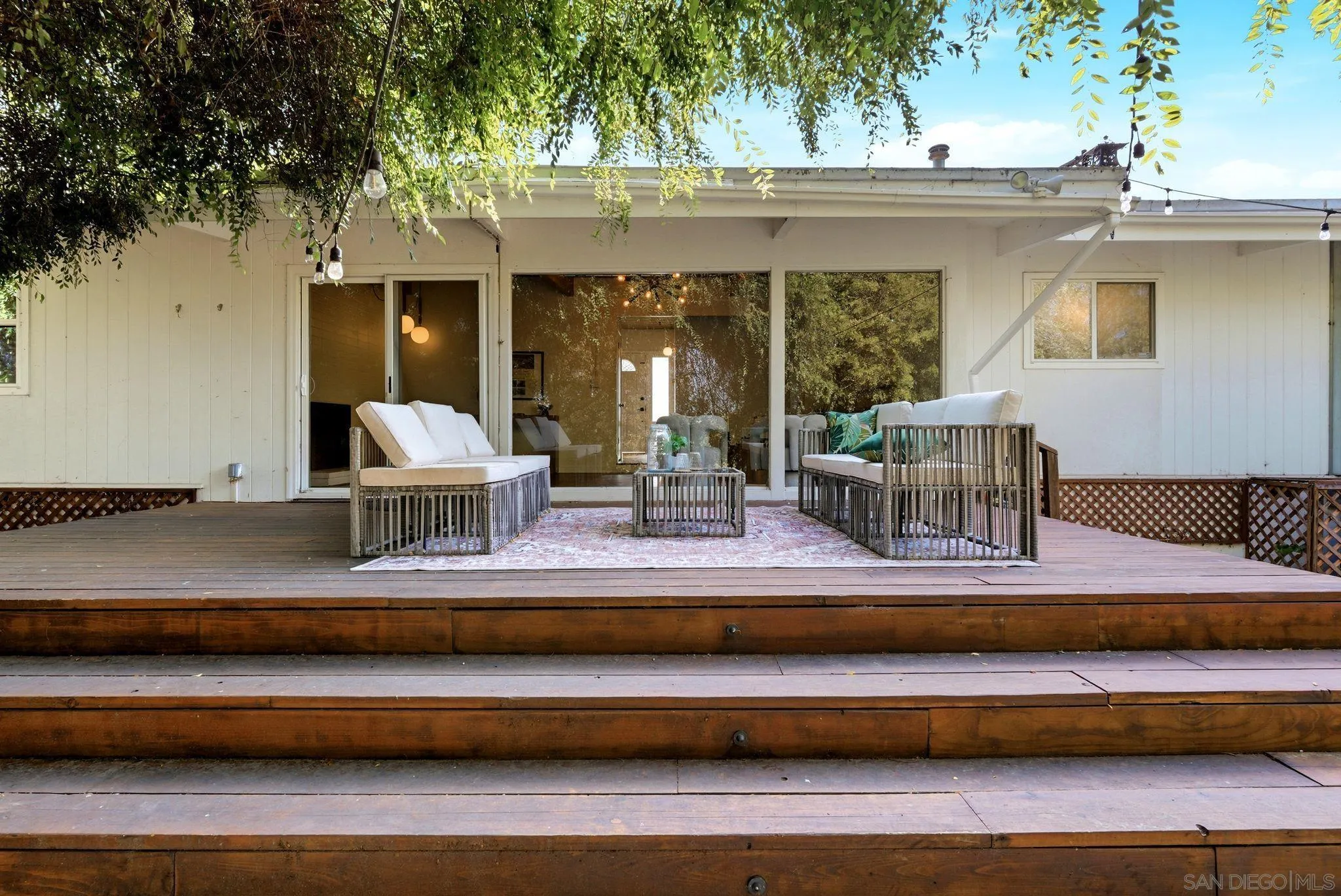 https://cdn.realtyfeed.com/cdn/127/260014700/276524ef2e30e65f8cb30910ff609406.webp