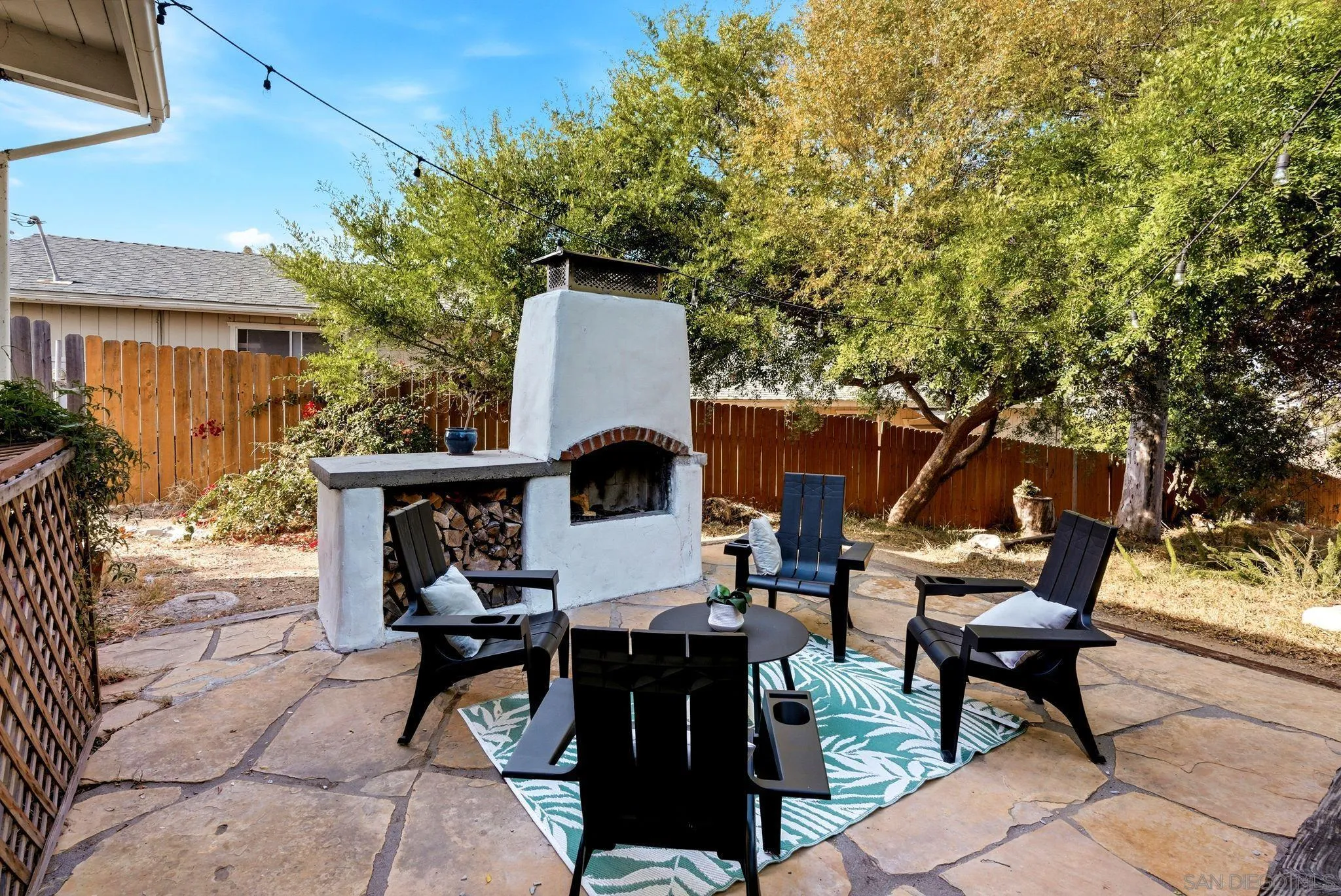 https://cdn.realtyfeed.com/cdn/127/260014700/683460c92699b3ff8a58fb925360429b.webp