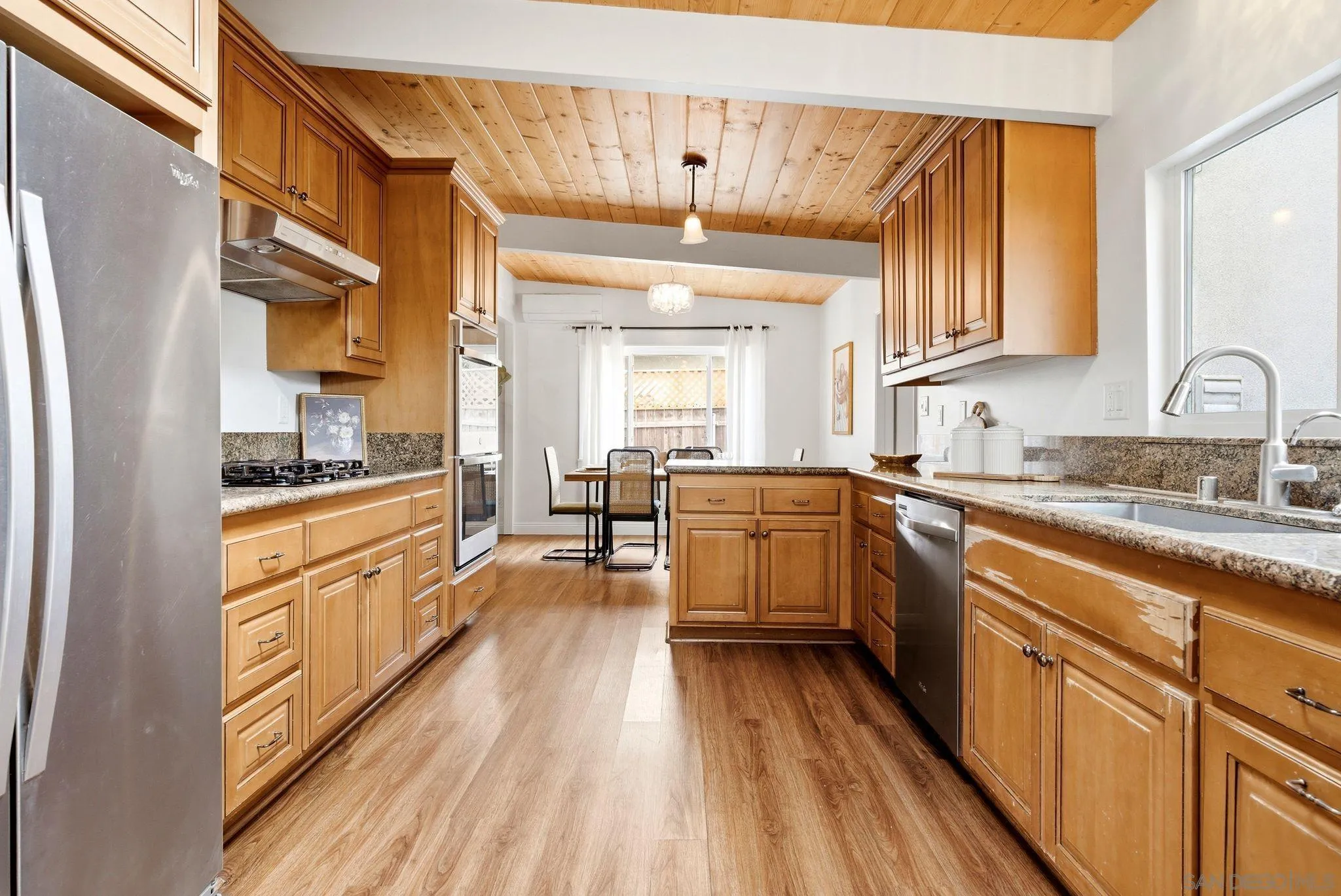 https://cdn.realtyfeed.com/cdn/127/260014700/a9fb4f81f72eedac221a1a3c11f10587.webp