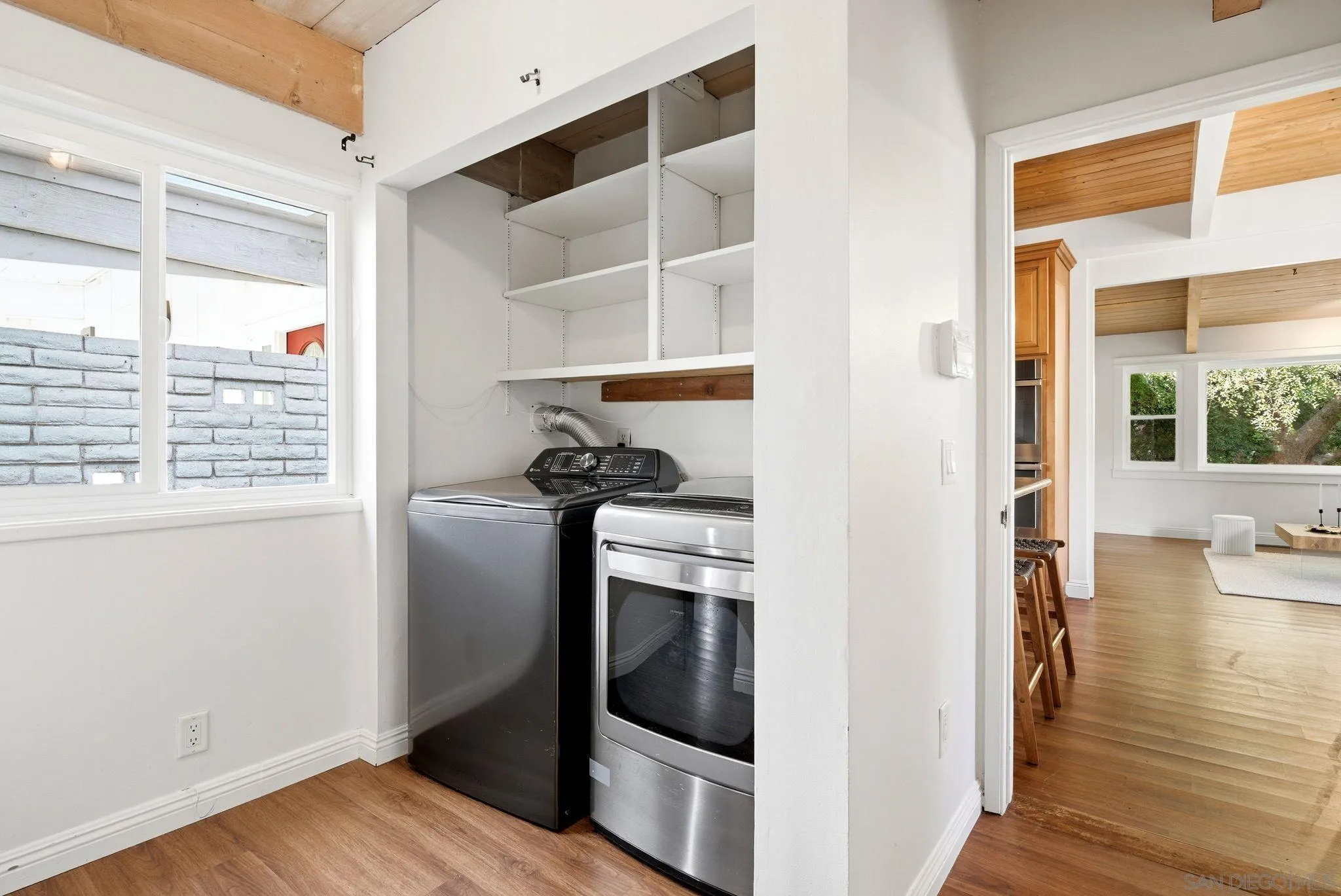 https://cdn.realtyfeed.com/cdn/127/260014700/ac0990e0b74d051d9ff041f76c04d7af.webp