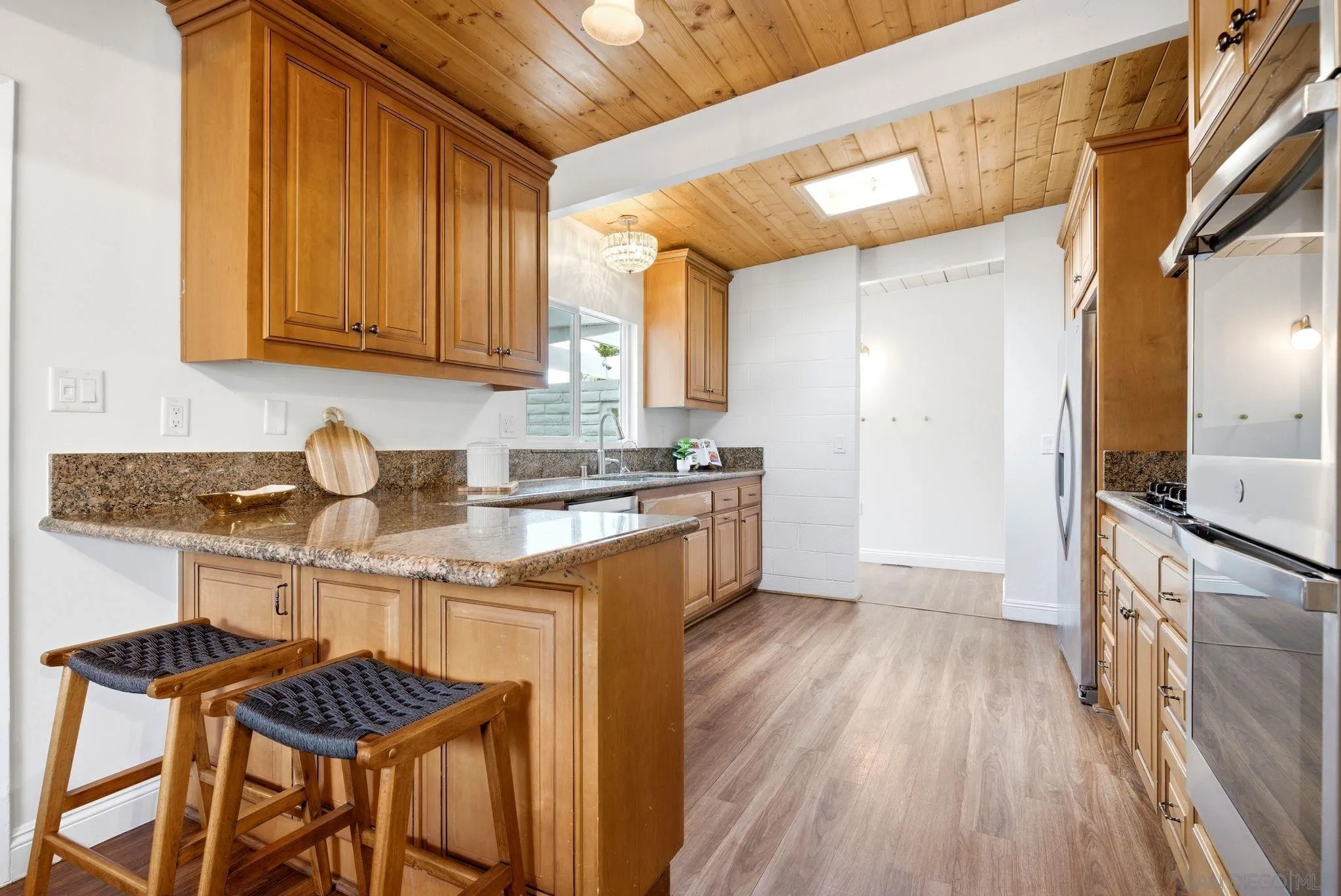 https://cdn.realtyfeed.com/cdn/127/260014700/c9d90c34a55a9e3dd97cd6f70b359d5f.webp