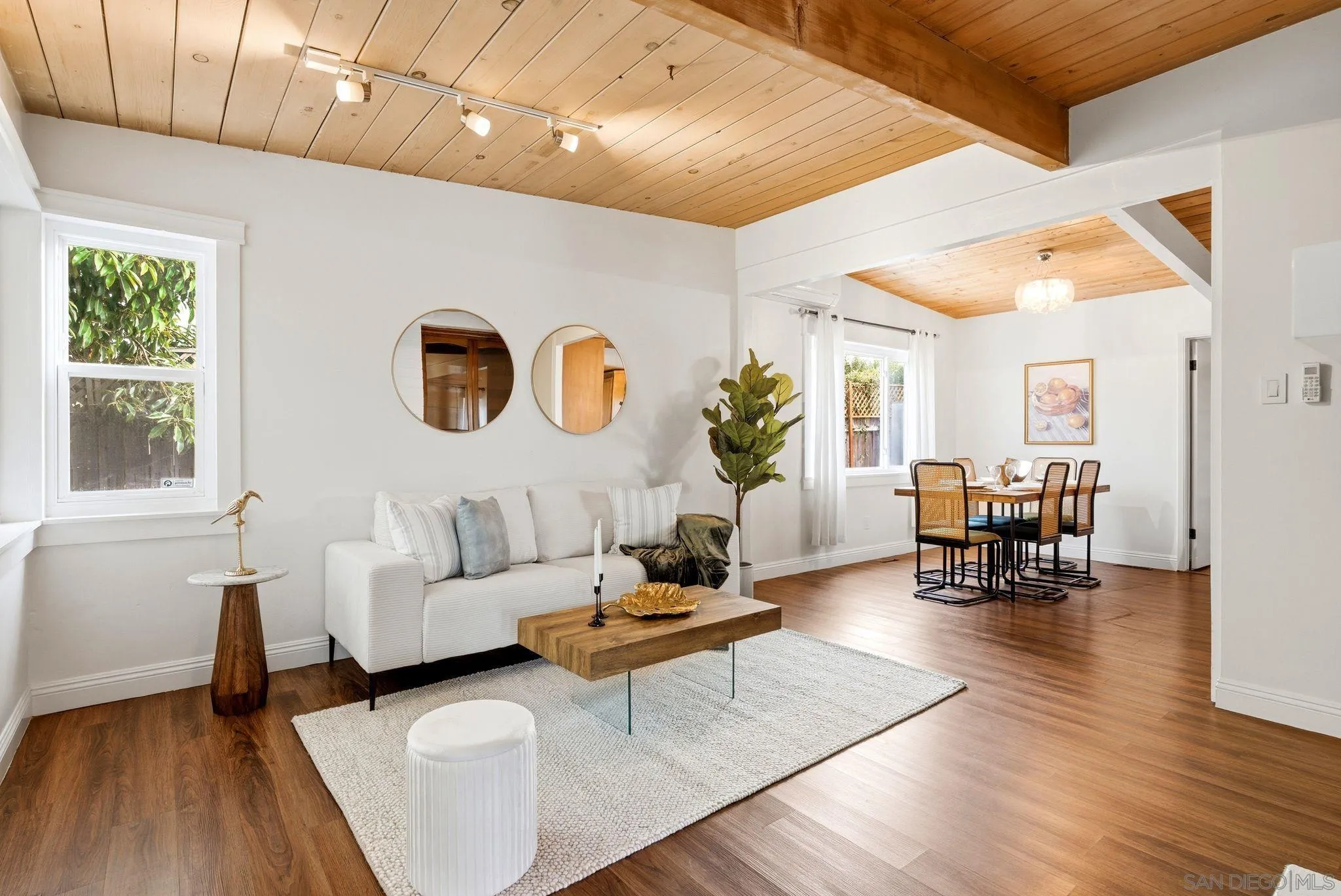 https://cdn.realtyfeed.com/cdn/127/260014700/e10b47db3361e3e312402e7c86967216.webp