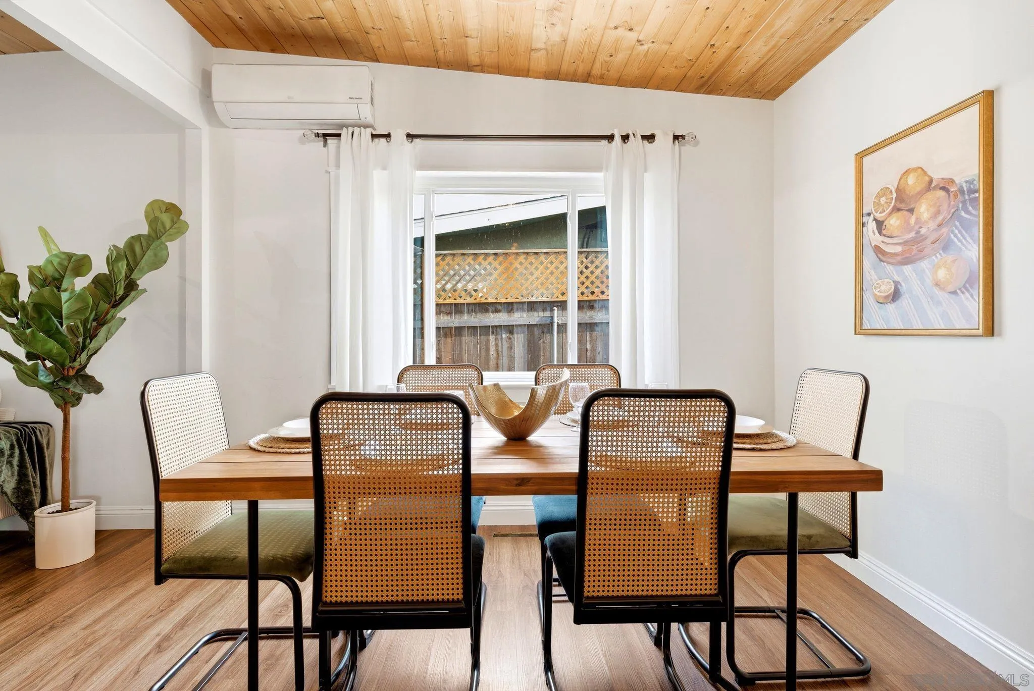 https://cdn.realtyfeed.com/cdn/127/260014700/f80262105f56f9a1d379ed3cfbc08858.webp