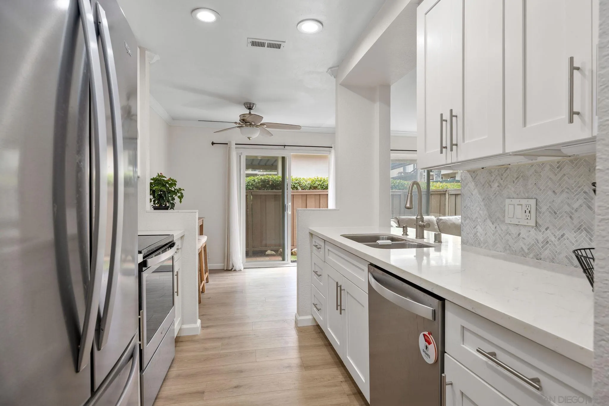 https://cdn.realtyfeed.com/cdn/127/260014702/89fbab9a306fa13c65b2209cc7a0c863.webp