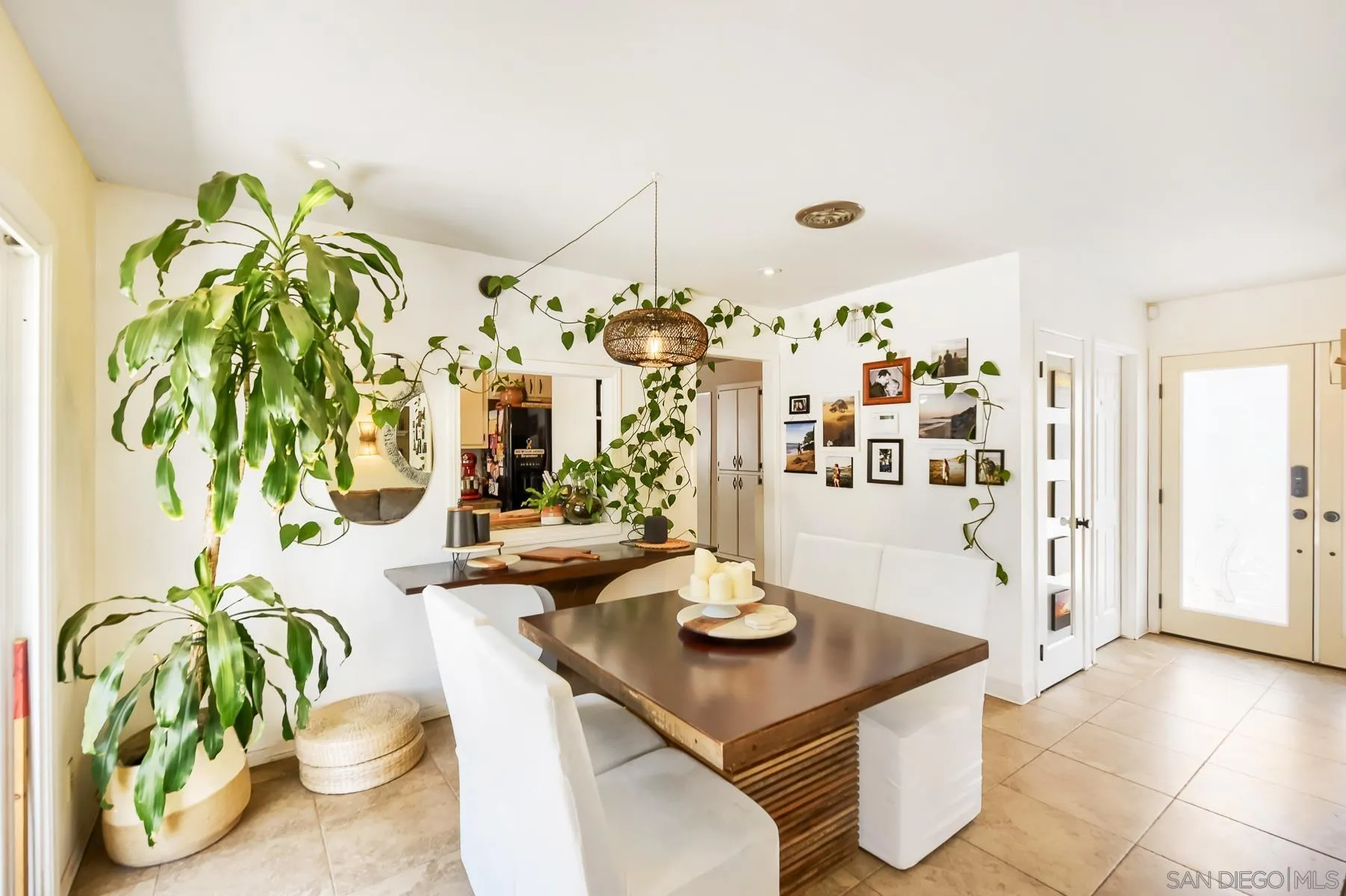 https://cdn.realtyfeed.com/cdn/127/260014707/504d6901ac161e1e2165e6b15ad1dbba.webp