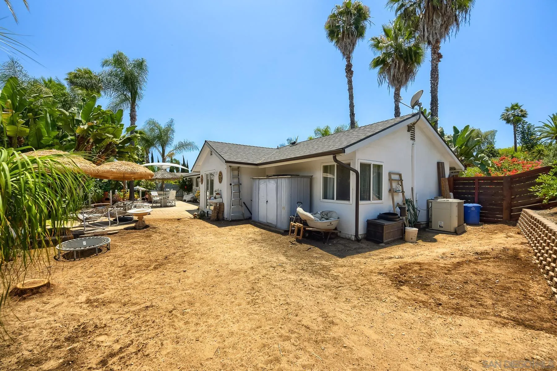 https://cdn.realtyfeed.com/cdn/127/260014707/5b7a2f77edbefef9476173ee54bdb54c.webp