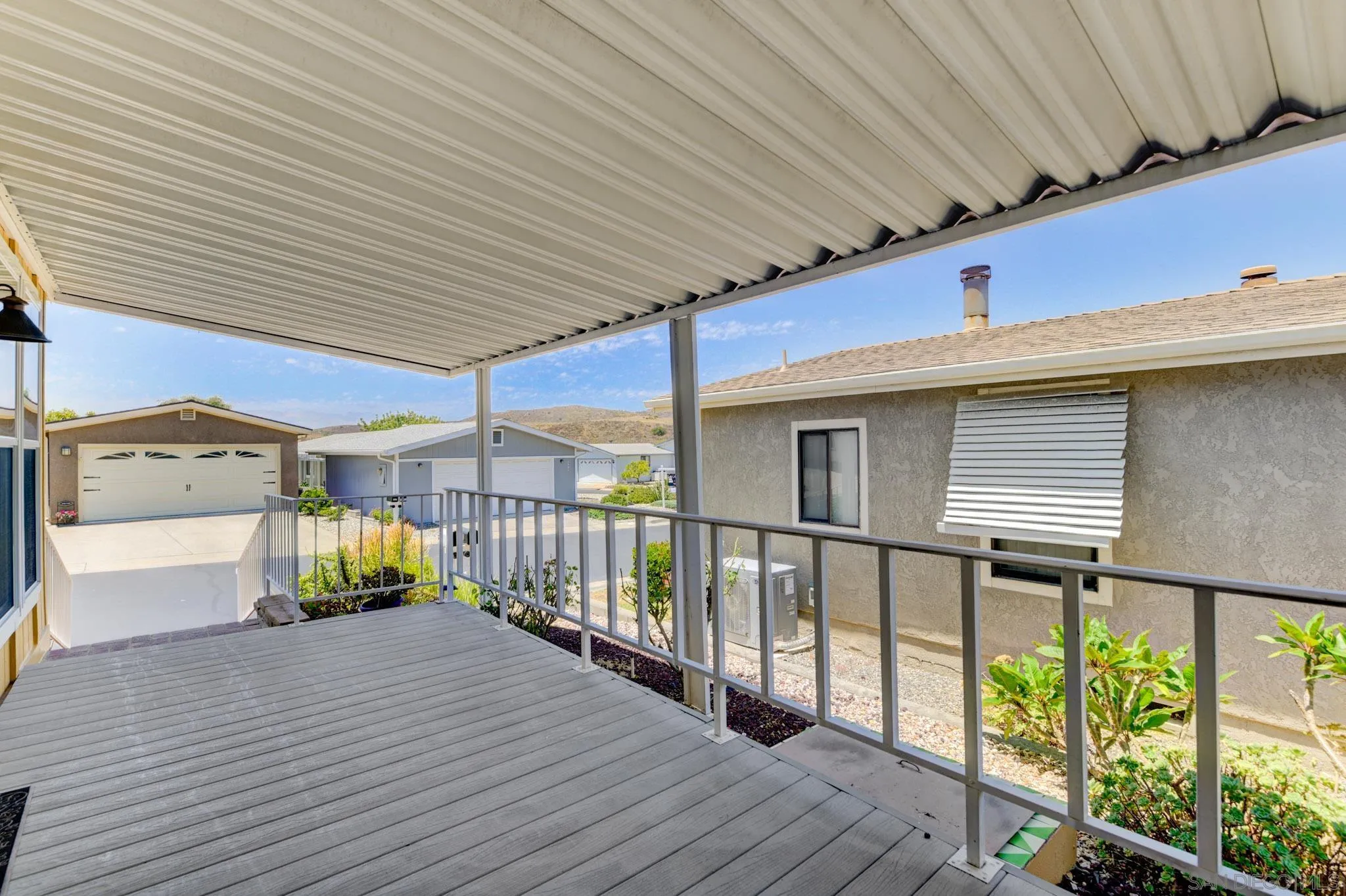 https://cdn.realtyfeed.com/cdn/127/260014708/3f198d0f8a6efae8b25db51446acea73.webp