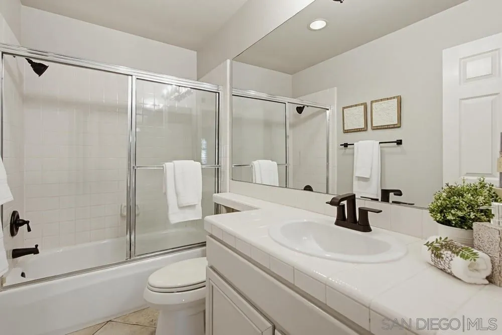 https://cdn.realtyfeed.com/cdn/127/260014709/04bd05887a6cd2de46338f6357e48a6b.webp