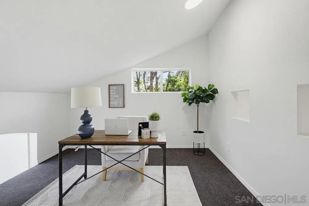 https://cdn.realtyfeed.com/cdn/127/260014709/8e3f52b4f993c95c4738a7cba86432a6.webp