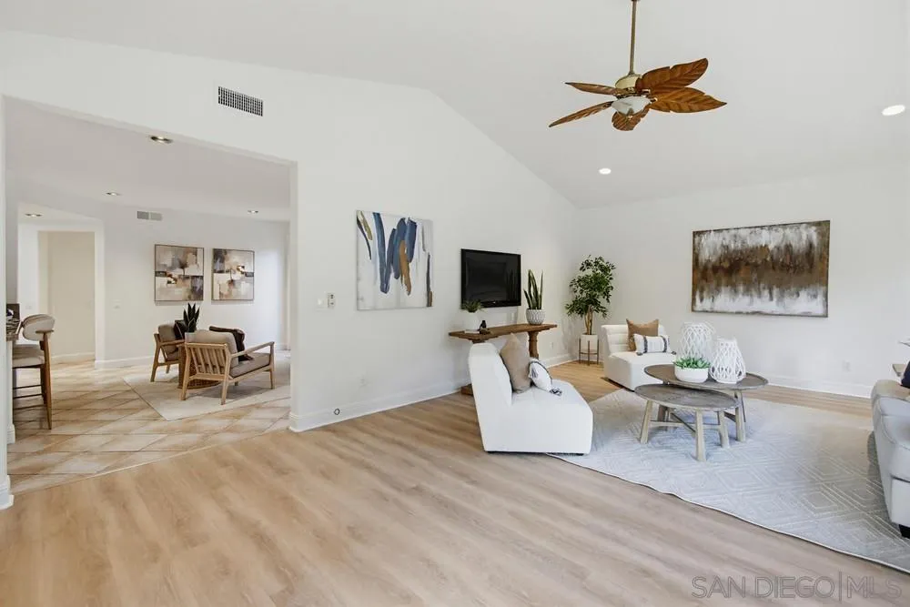 https://cdn.realtyfeed.com/cdn/127/260014709/b872487e6e4367207151dbf90ba737ae.webp