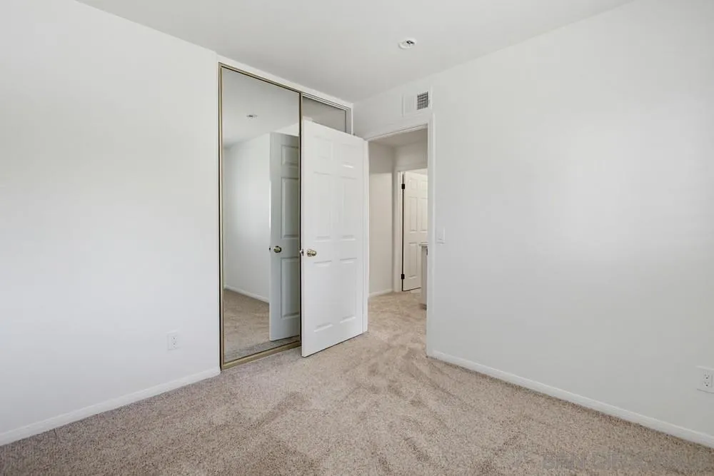 https://cdn.realtyfeed.com/cdn/127/260014709/c4baaf75c9a96a681b89e404b3e06f98.webp