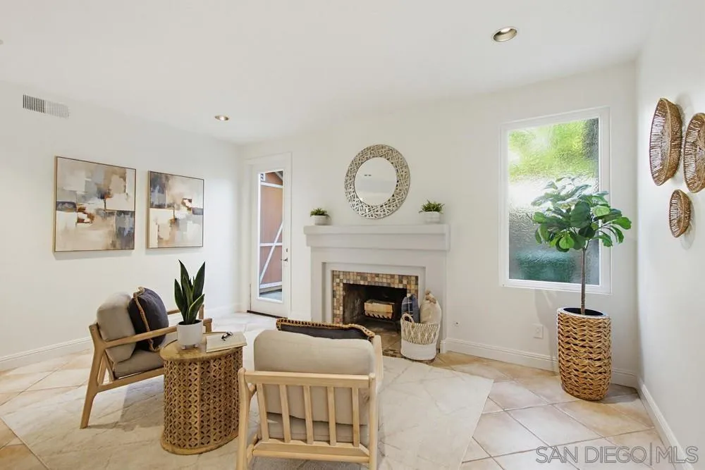 https://cdn.realtyfeed.com/cdn/127/260014709/f8ccb32a7a89497019314e190327cc3c.webp