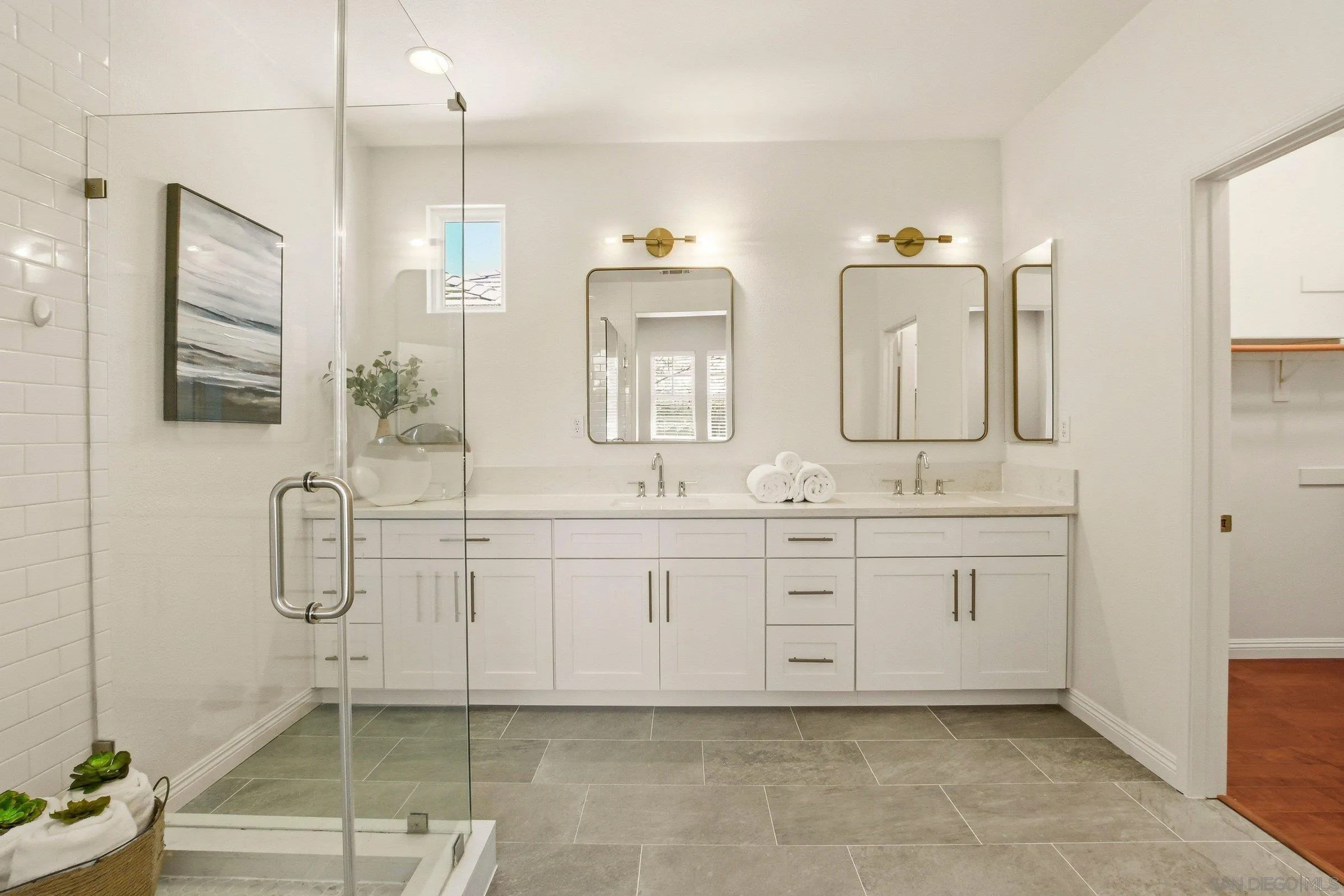 https://cdn.realtyfeed.com/cdn/127/260014711/1595bcdae3caf4dd32365c58aee16be8.webp