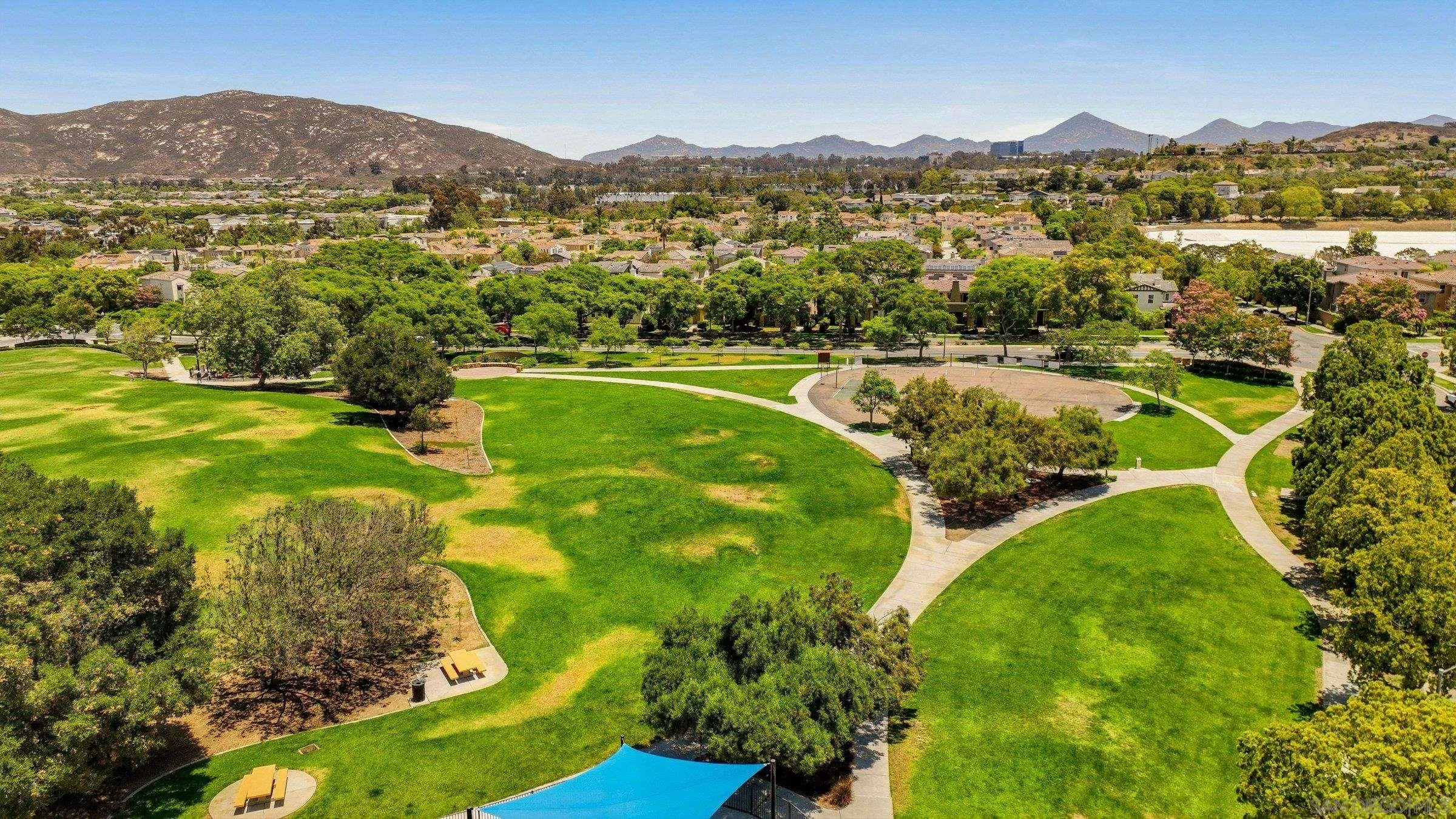 https://cdn.realtyfeed.com/cdn/127/260014711/3ba208adde9121c251c2200e388cb64b.webp