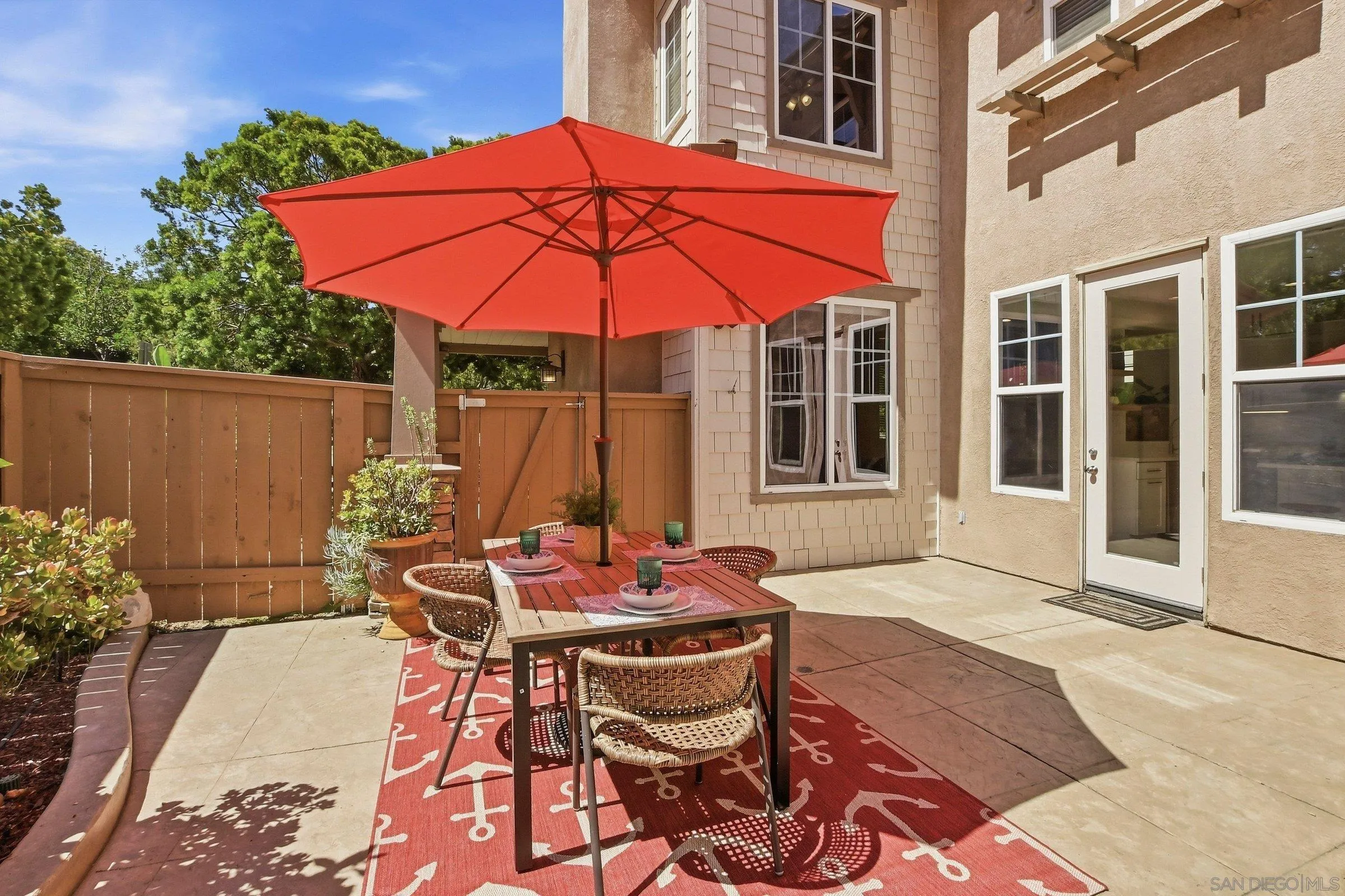 https://cdn.realtyfeed.com/cdn/127/260014711/5db79db71d3f57055eb1e123b9605406.webp