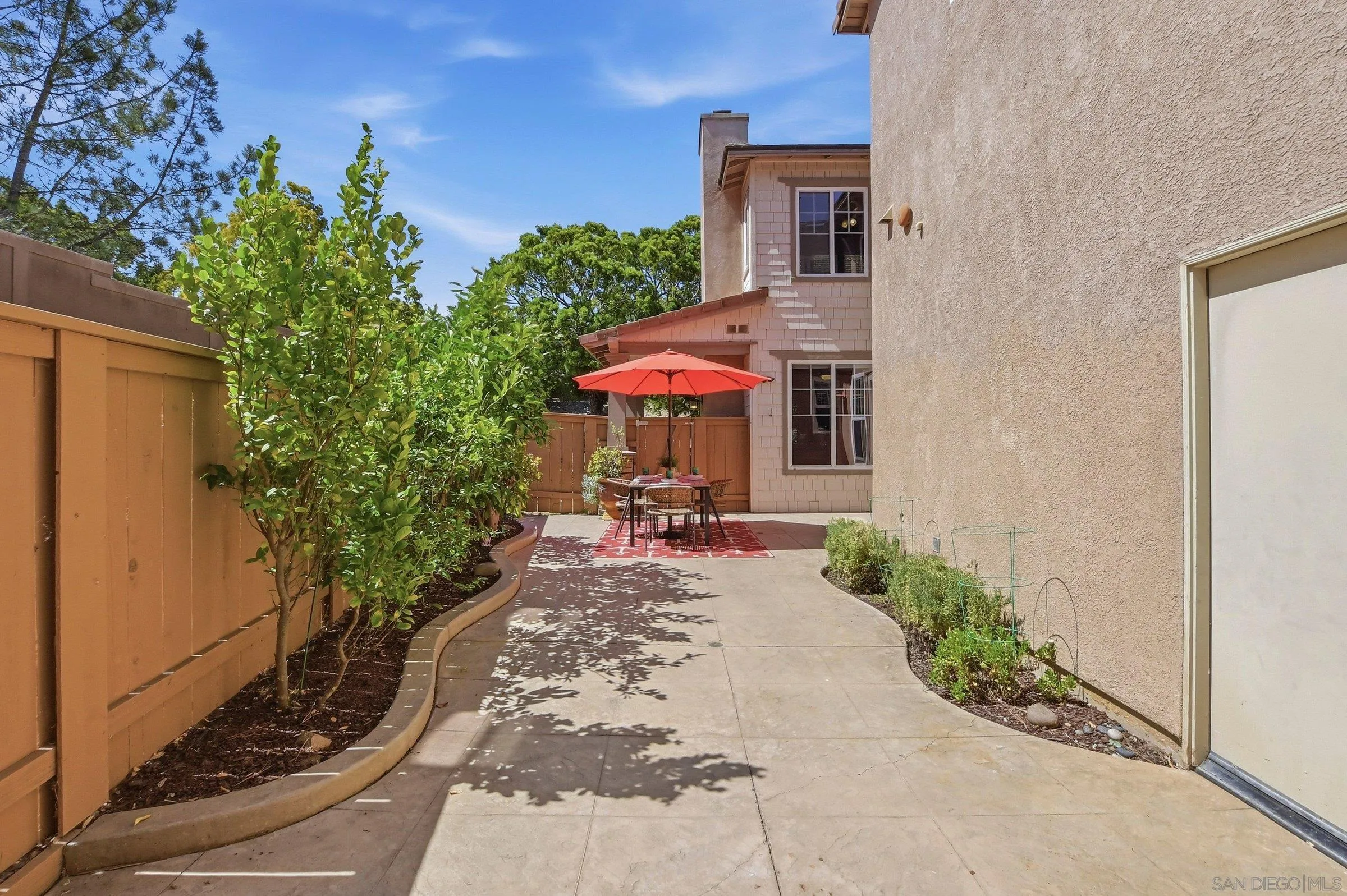 https://cdn.realtyfeed.com/cdn/127/260014711/fe8053df90f67e3897900fb6fbc5e935.webp