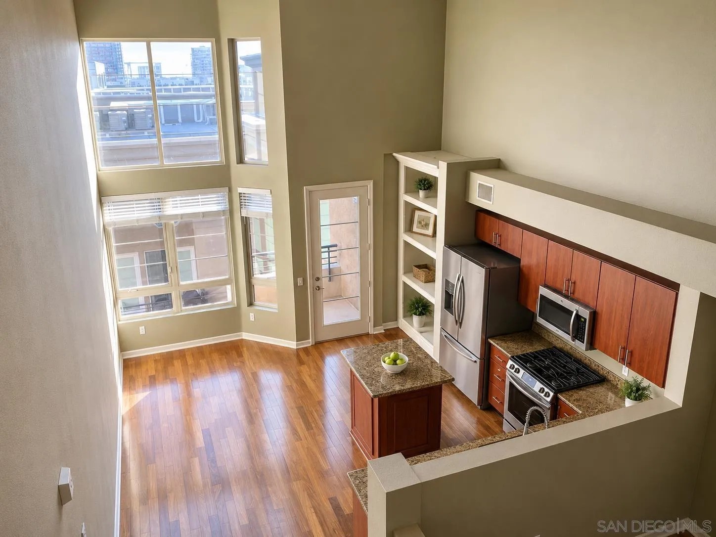 https://cdn.realtyfeed.com/cdn/127/260014718/ddfedecc2e18c464046b26612dc24f8f.webp