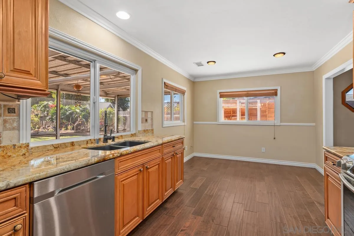https://cdn.realtyfeed.com/cdn/127/260014720/11ee8d791ab0c8a80ebb79d244e2020d.webp