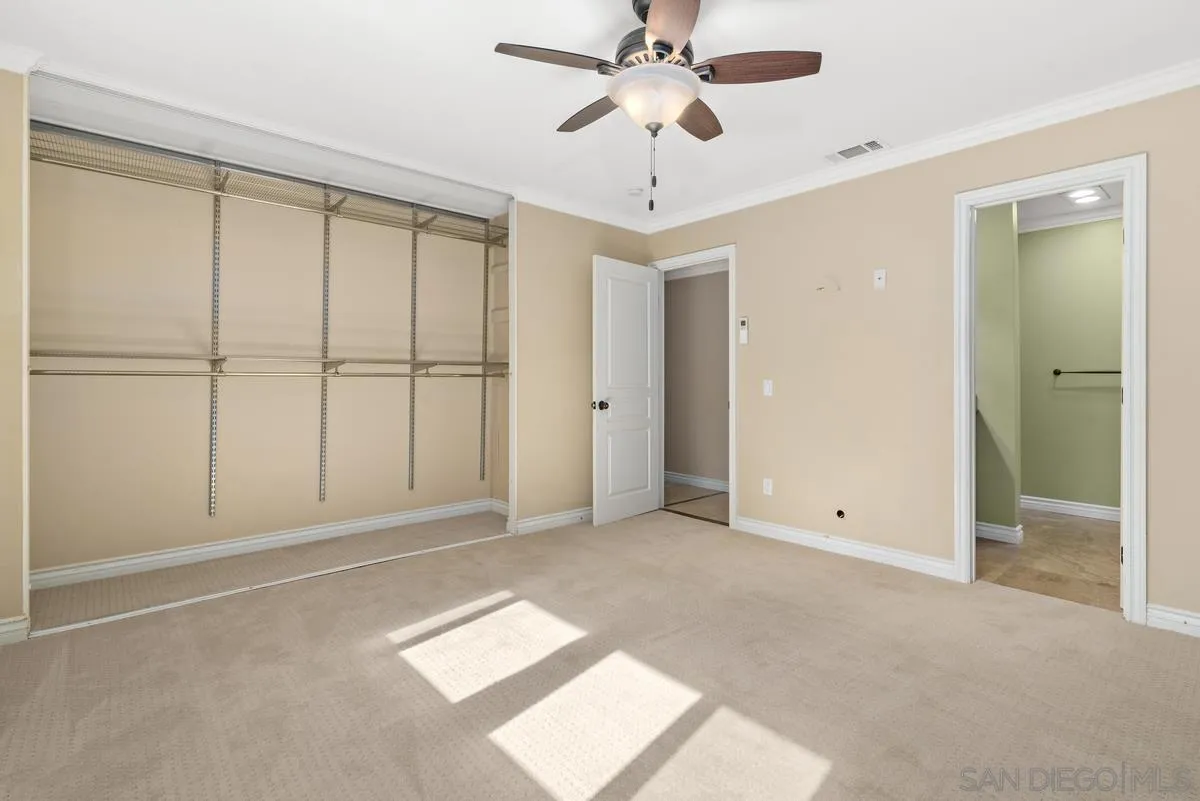 https://cdn.realtyfeed.com/cdn/127/260014720/816f605c0ae258d1535cc0d501bdac40.webp
